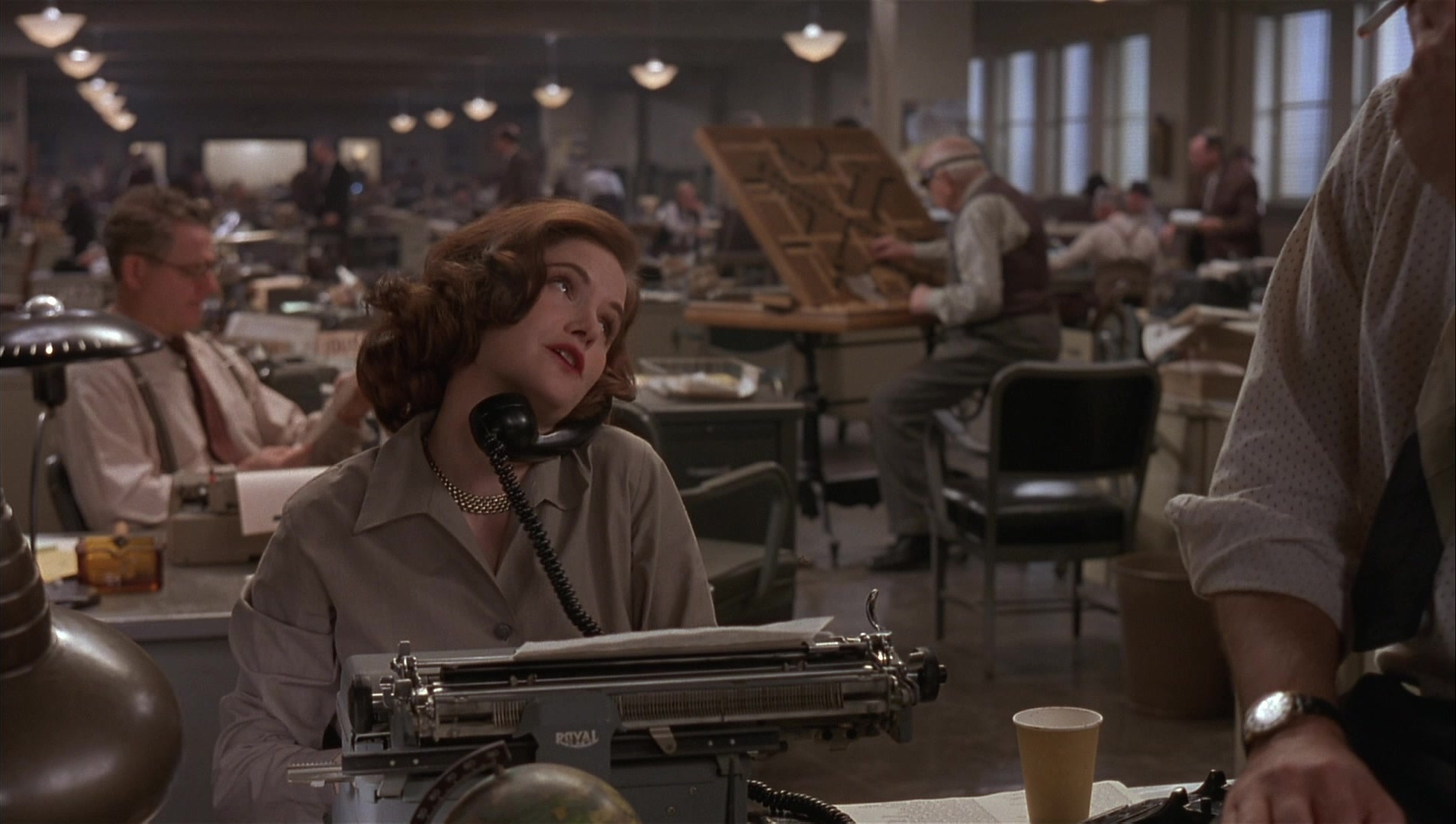 The Hudsucker Proxy (1994), wide, 1.77:1 — film still
