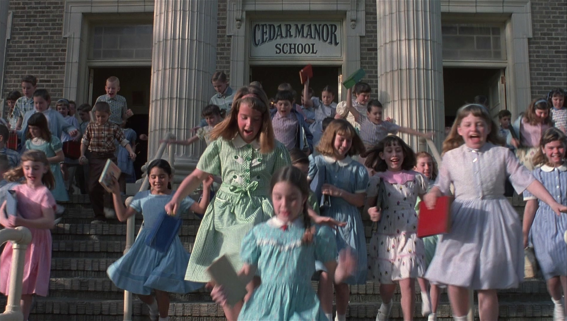 The Hudsucker Proxy (1994), wide, 1.77:1 — film still
