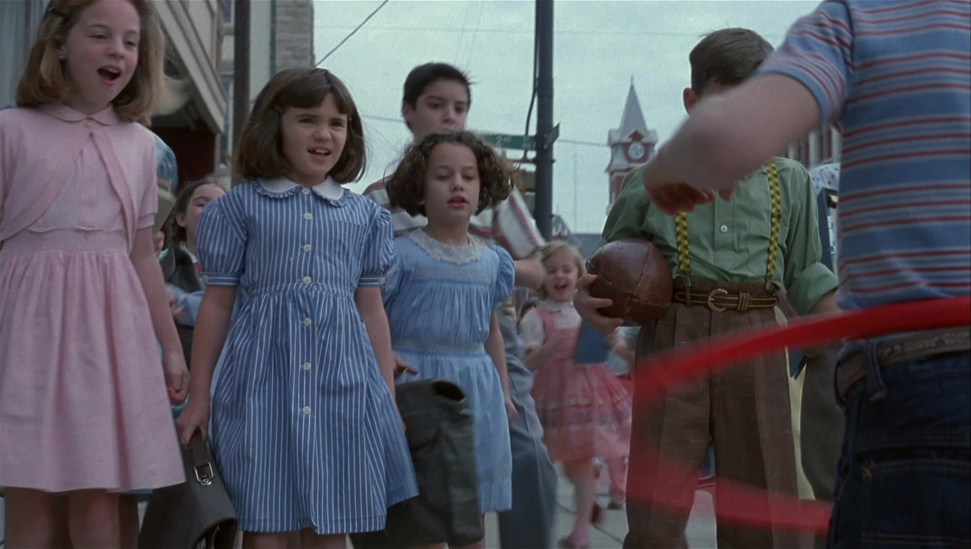 The Hudsucker Proxy (1994), wide, 1.77:1 — film still