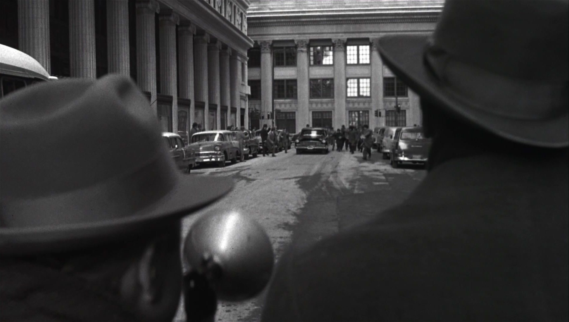 The Hudsucker Proxy (1994), wide, 1.77:1 — film still