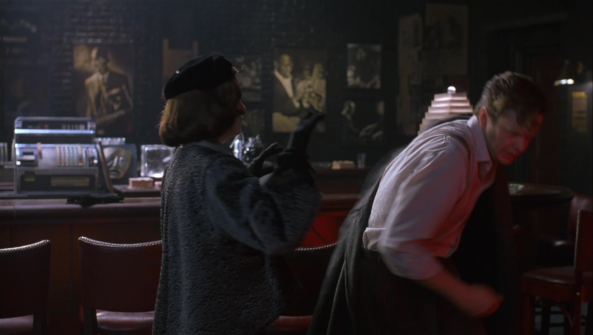 The Hudsucker Proxy (1994), wide, 1.77:1 — film still