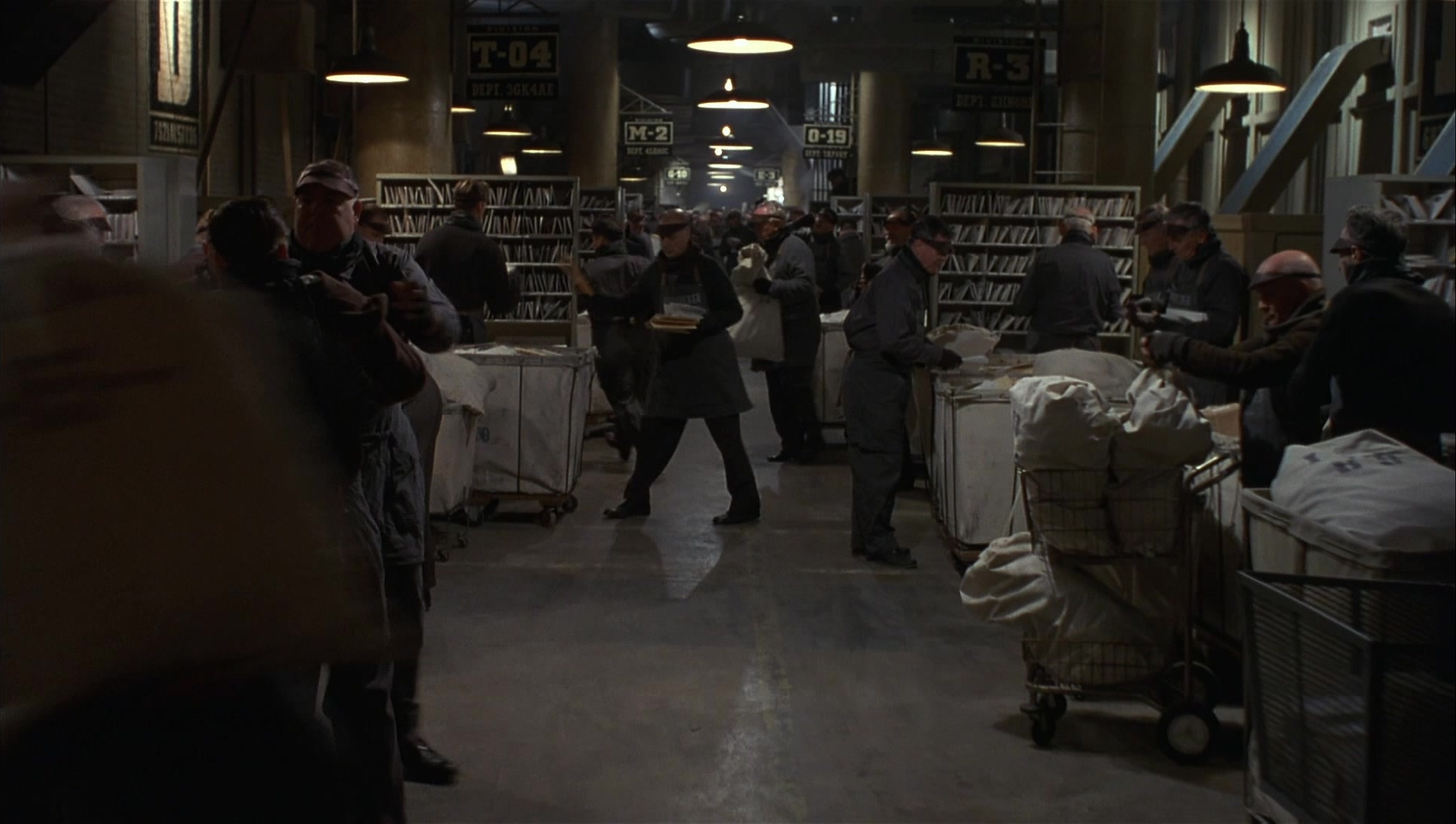 The Hudsucker Proxy (1994), wide, 1.77:1 — film still