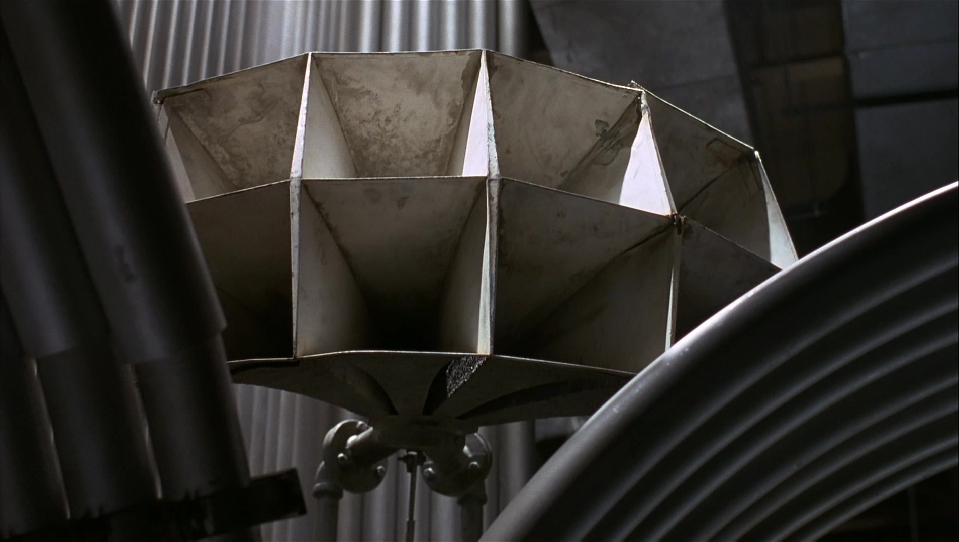 The Hudsucker Proxy (1994), wide, 1.77:1 — film still