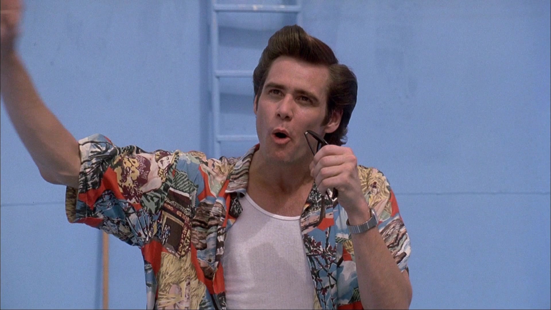 Ace Ventura: Pet Detective (1993), wide, 1.78:1 — film still