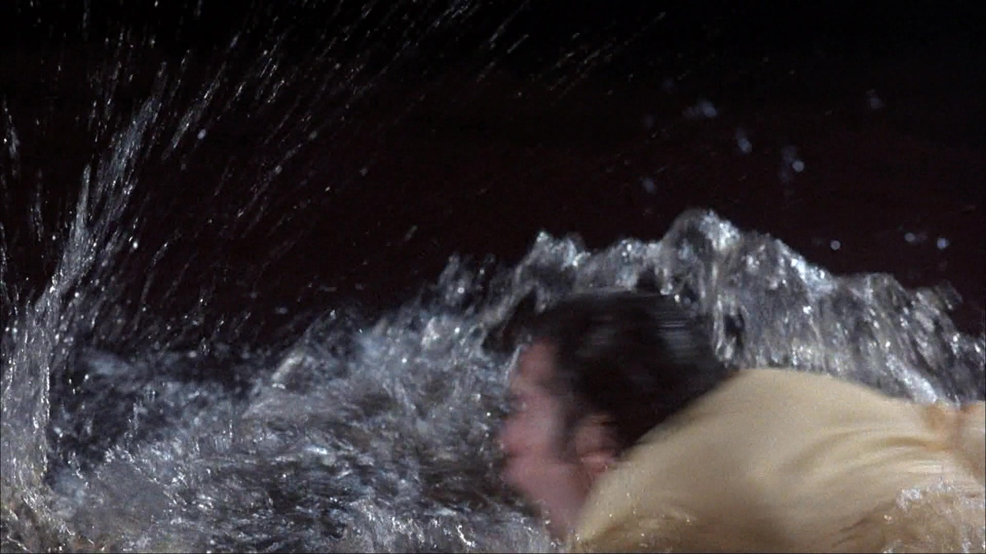Ace Ventura: Pet Detective (1993), wide, 1.78:1 — film still