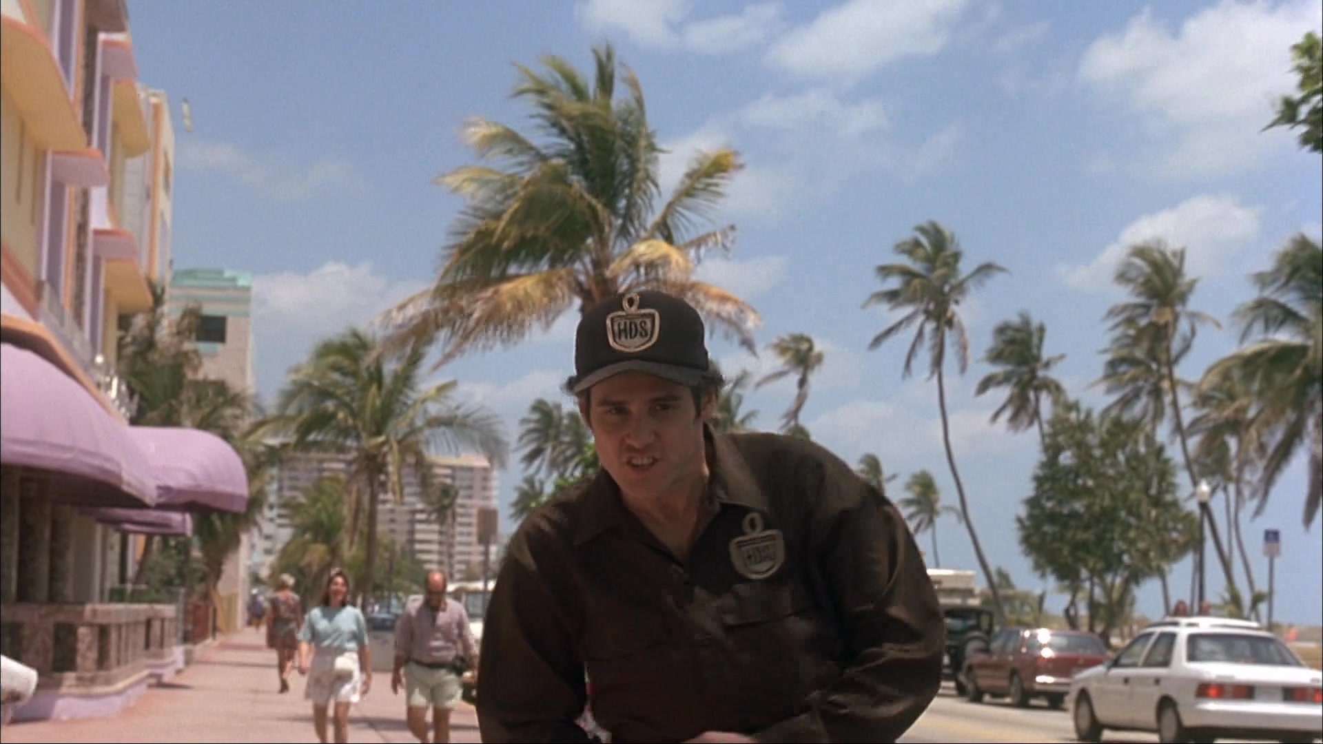 Ace Ventura: Pet Detective (1993), wide, 1.78:1 — film still