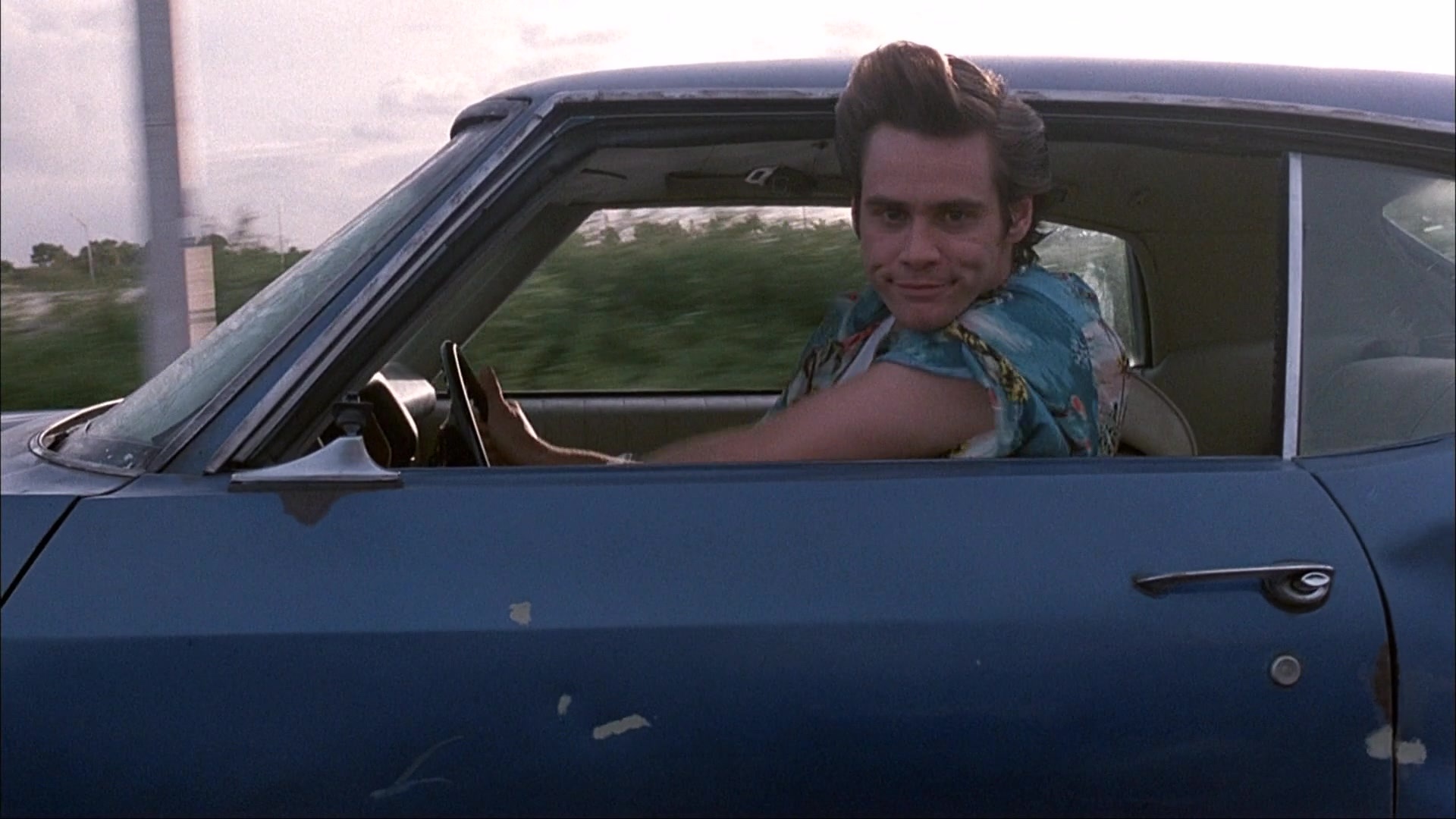 Ace Ventura: Pet Detective (1993), wide, 1.78:1 — film still