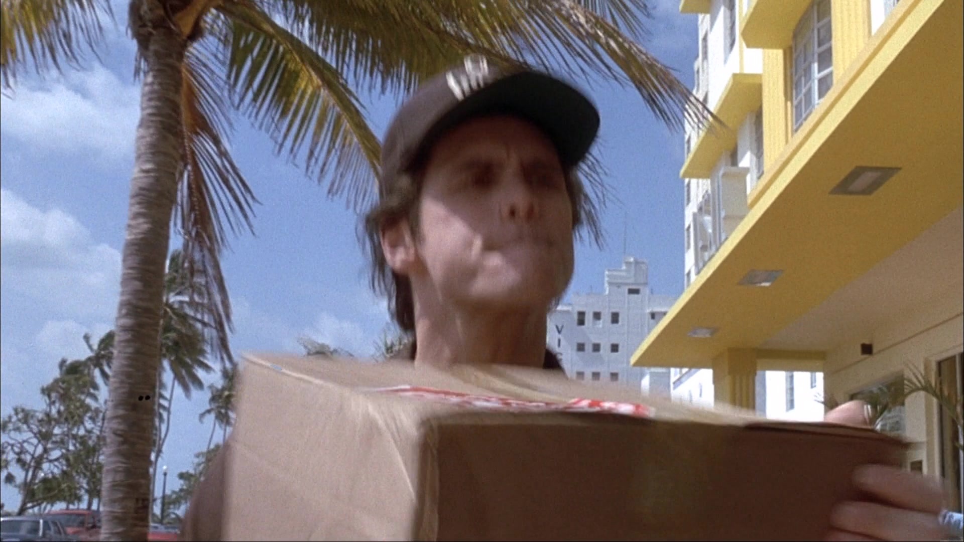 Ace Ventura: Pet Detective (1993), wide, 1.78:1 — film still