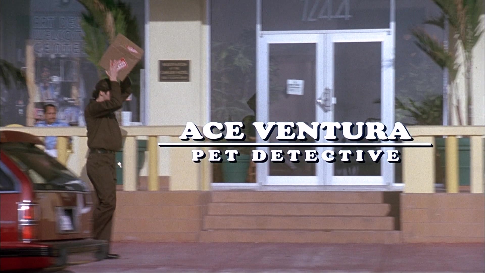 Ace Ventura: Pet Detective (1993), wide, 1.78:1 — film still