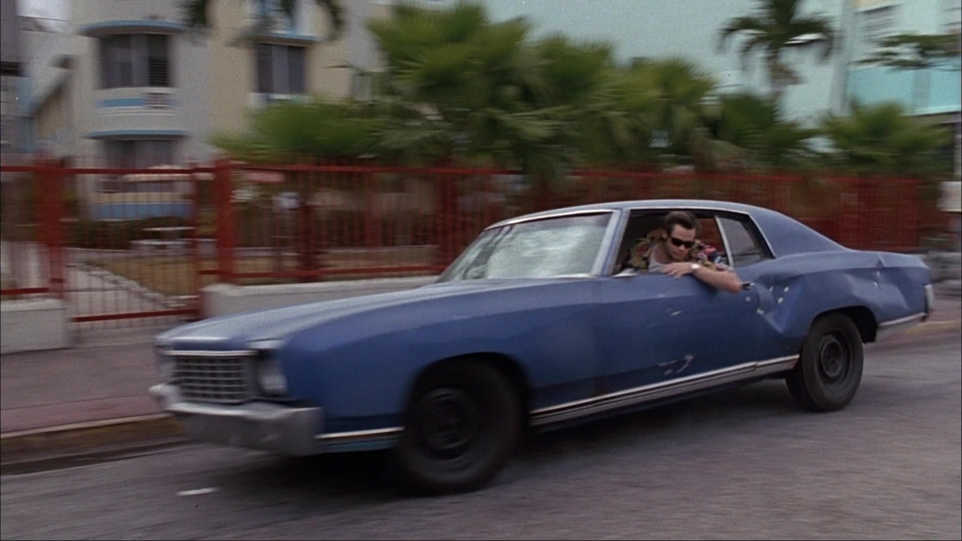 Ace Ventura: Pet Detective (1993), unknown, 1.78:1 — film still
