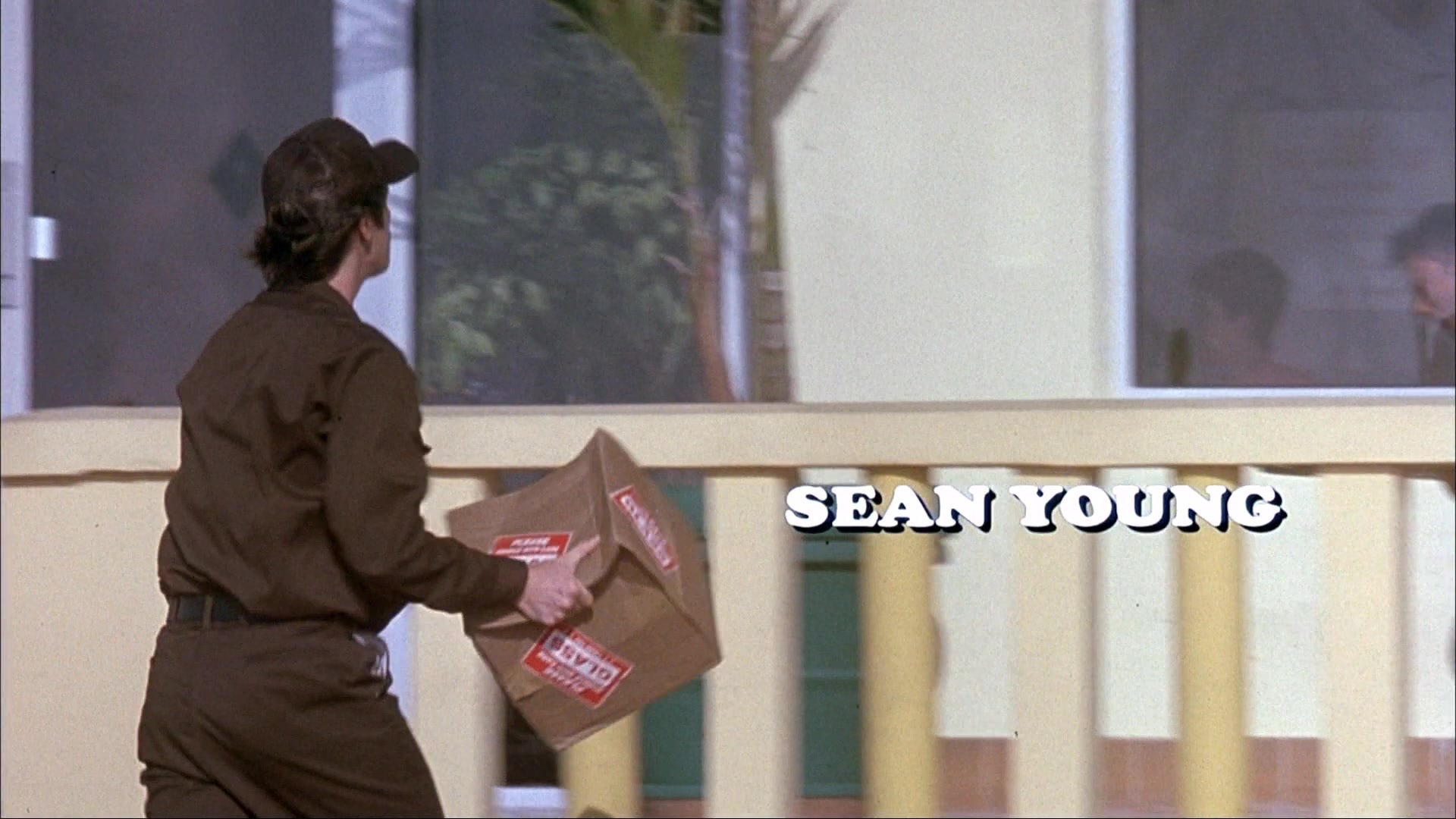 Ace Ventura: Pet Detective (1993), wide, 1.78:1 — film still