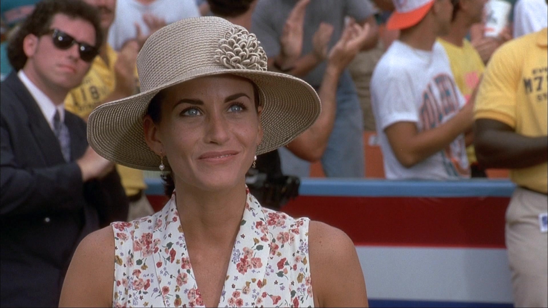 Ace Ventura: Pet Detective (1993), medium, 1.78:1 — film still
