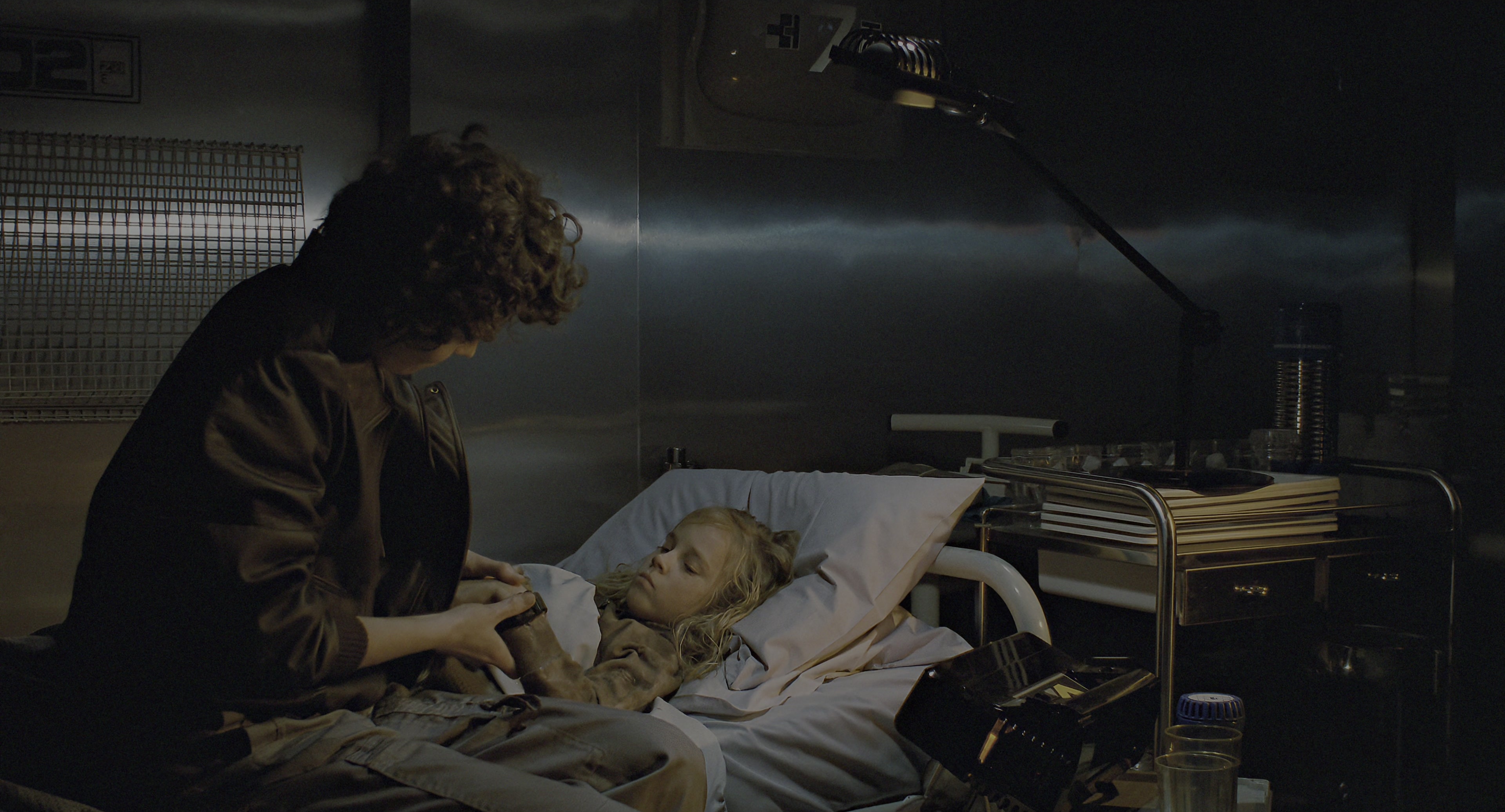 Aliens (1986), wide, 1.85:1 — film still