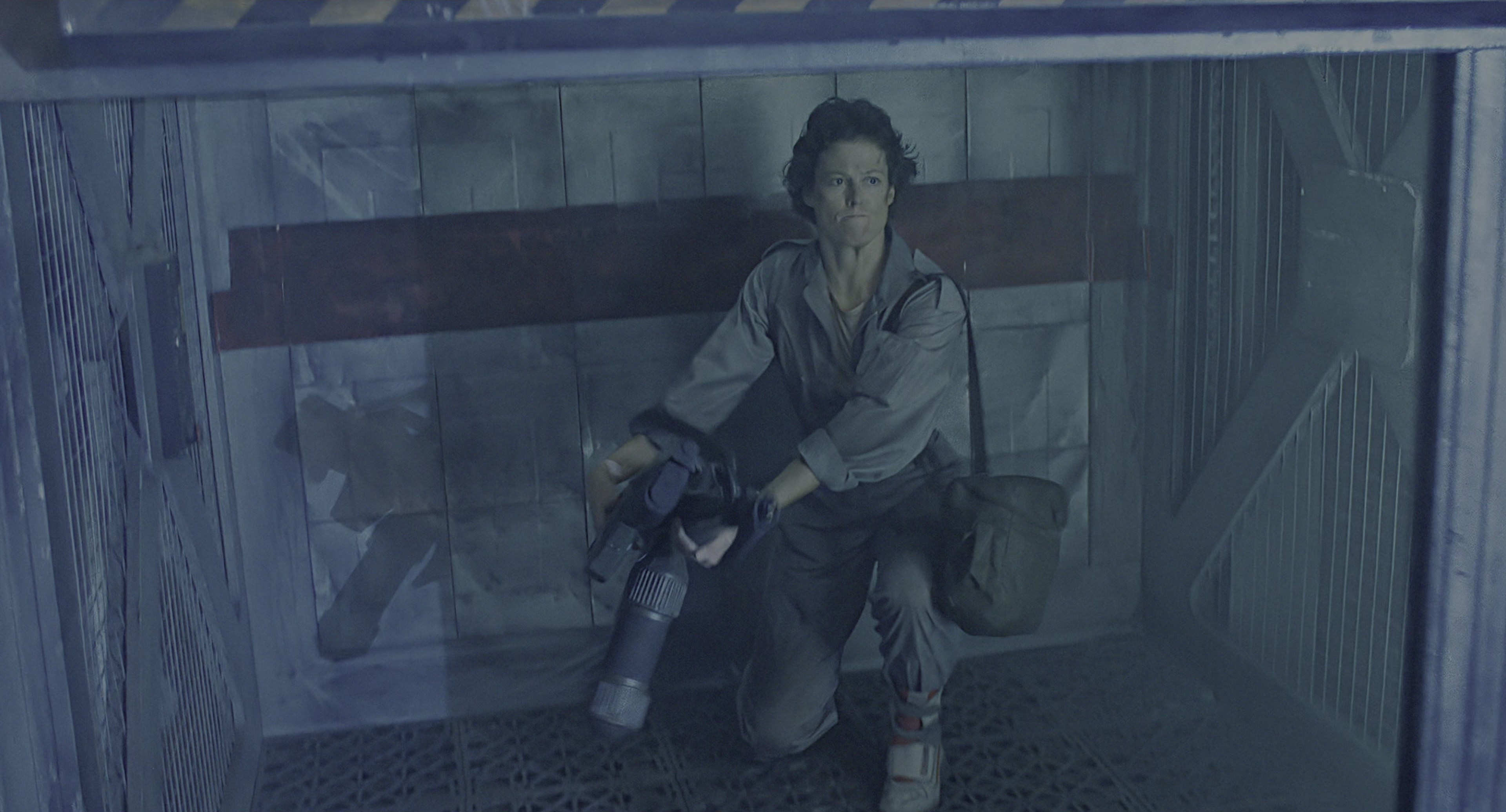 Aliens (1986), wide, 1.85:1 — film still