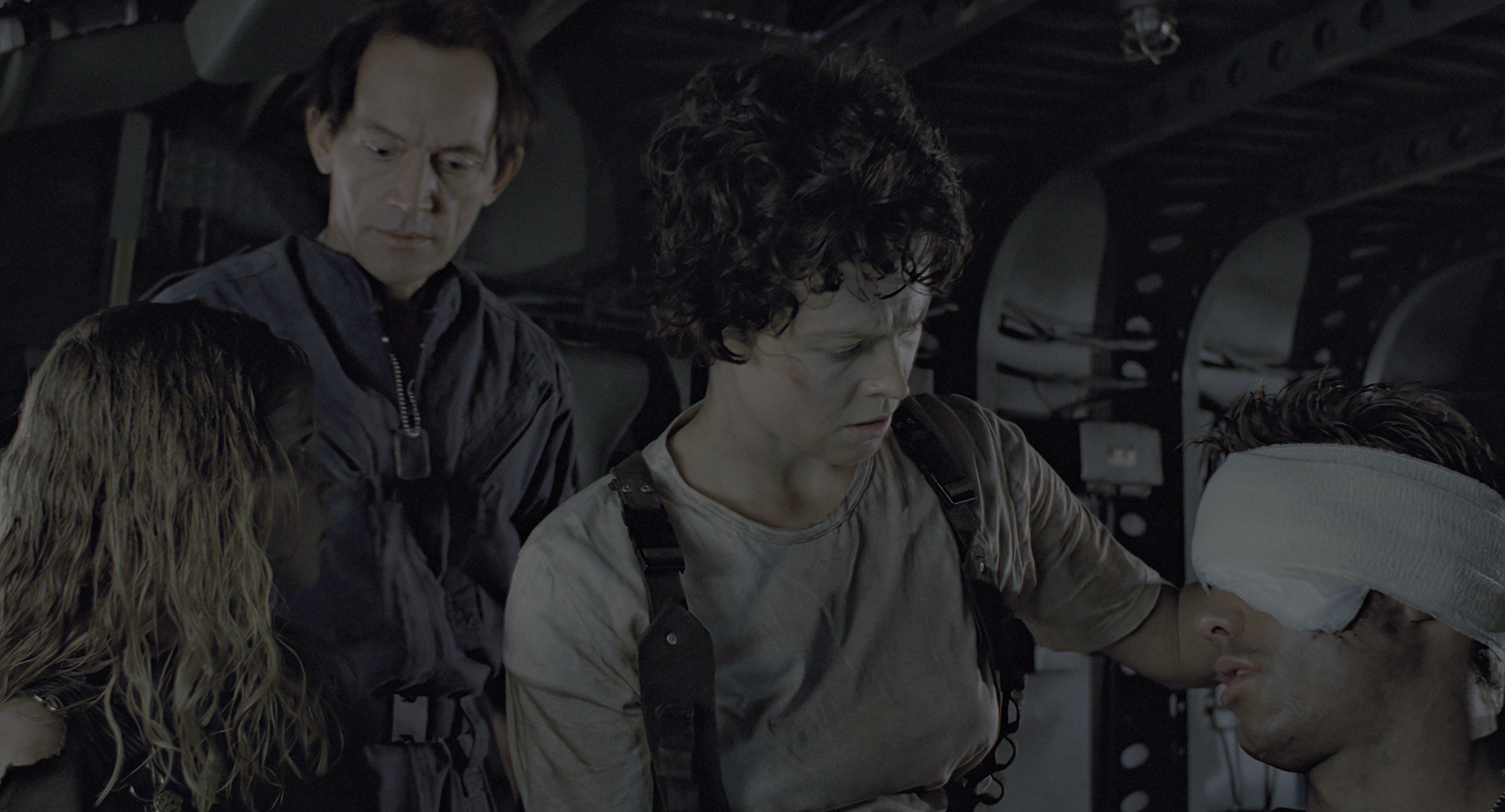 Aliens (1986), wide, 1.85:1 — film still