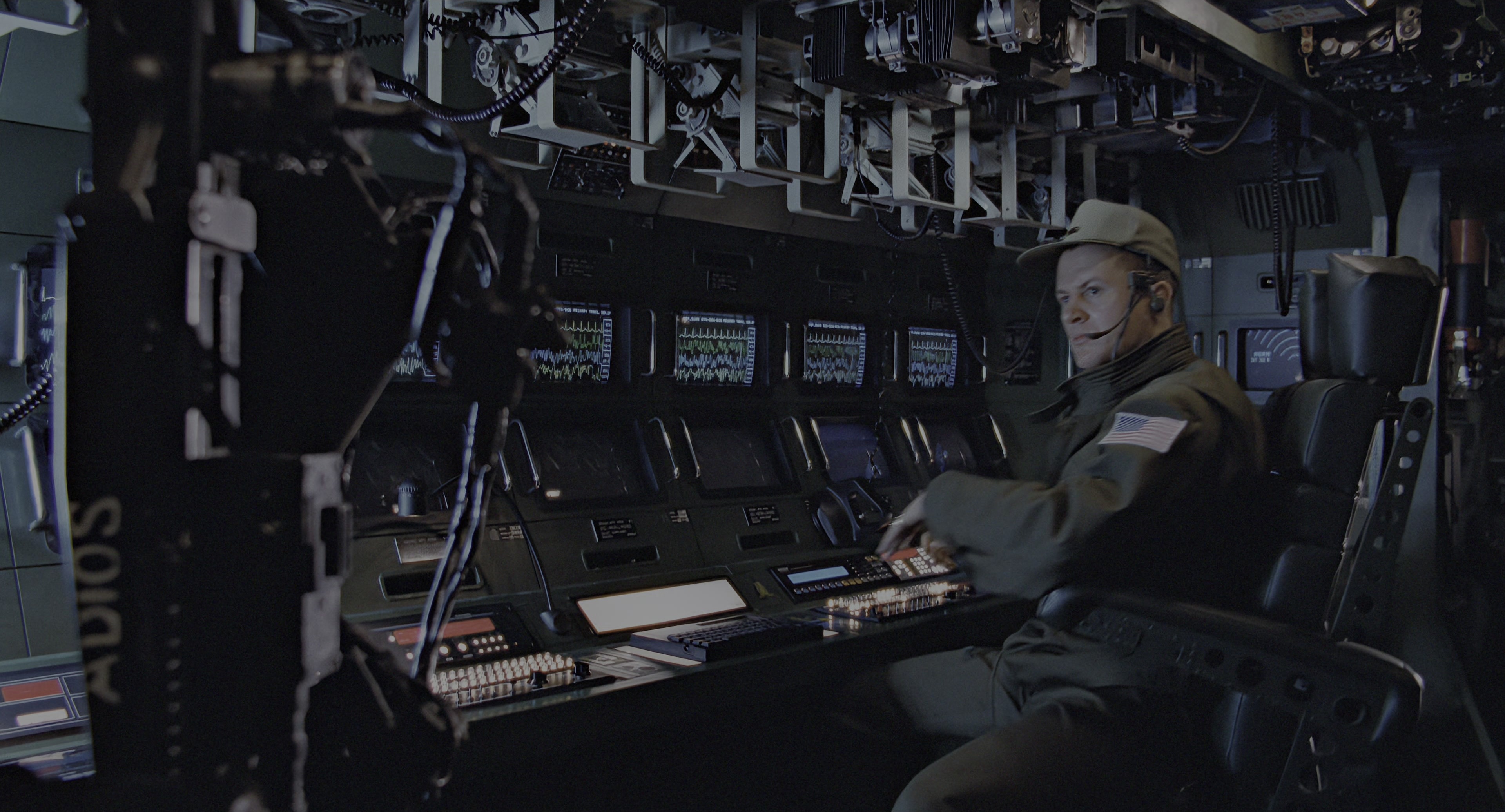 Aliens (1986), wide, 1.85:1 — film still