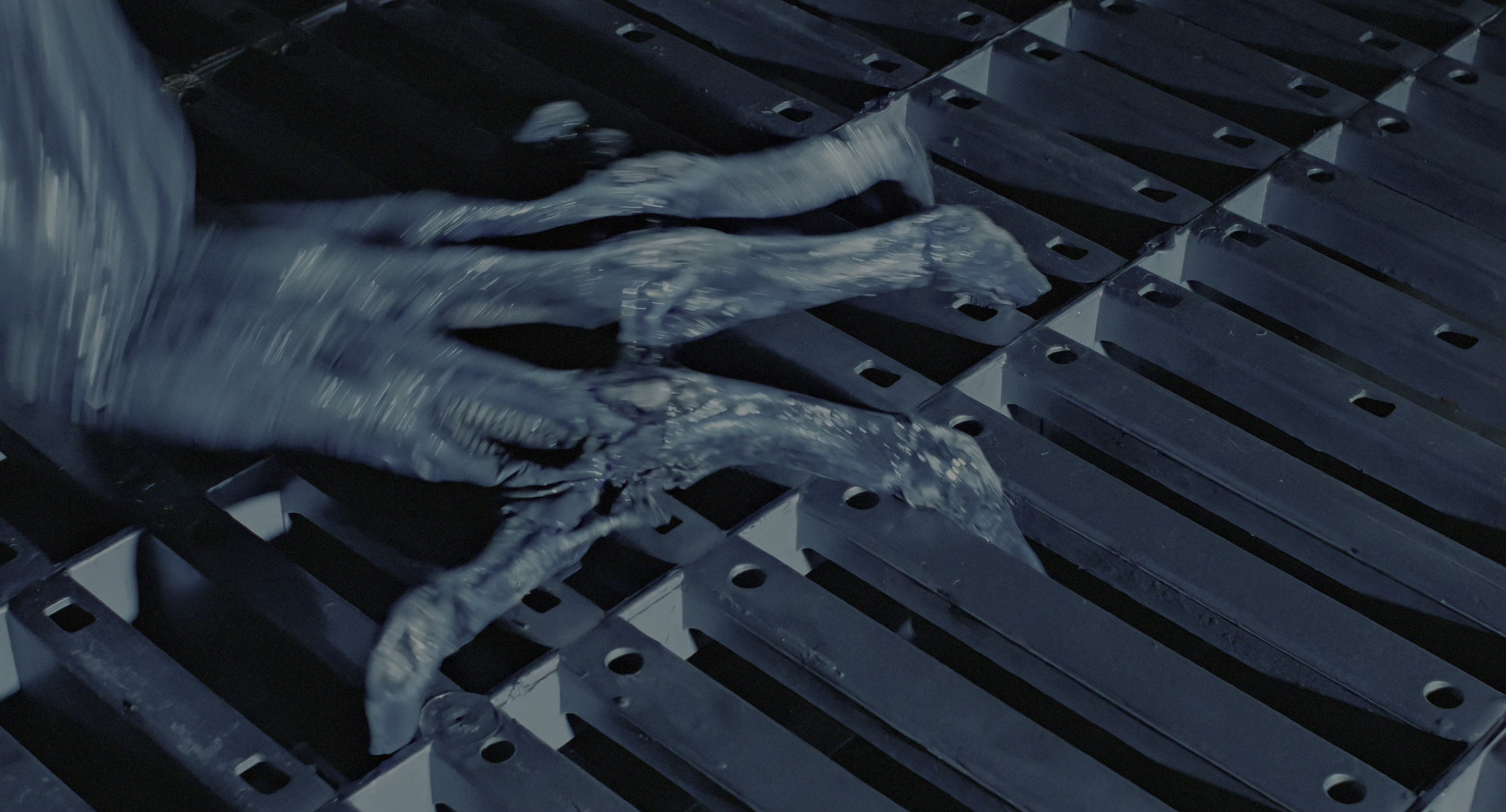 Aliens (1986), wide, 1.85:1 — film still