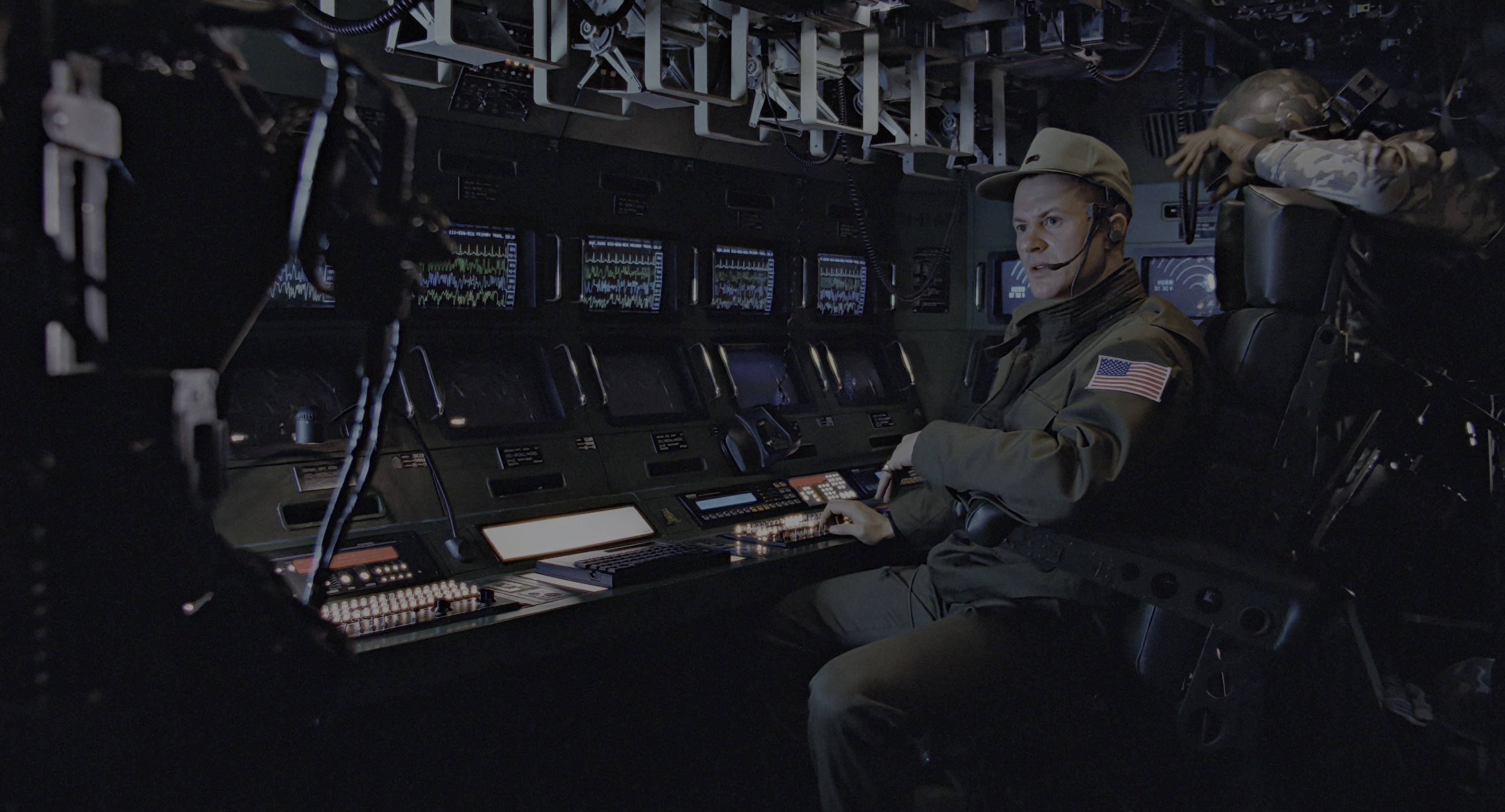 Aliens (1986), wide, 1.85:1 — film still
