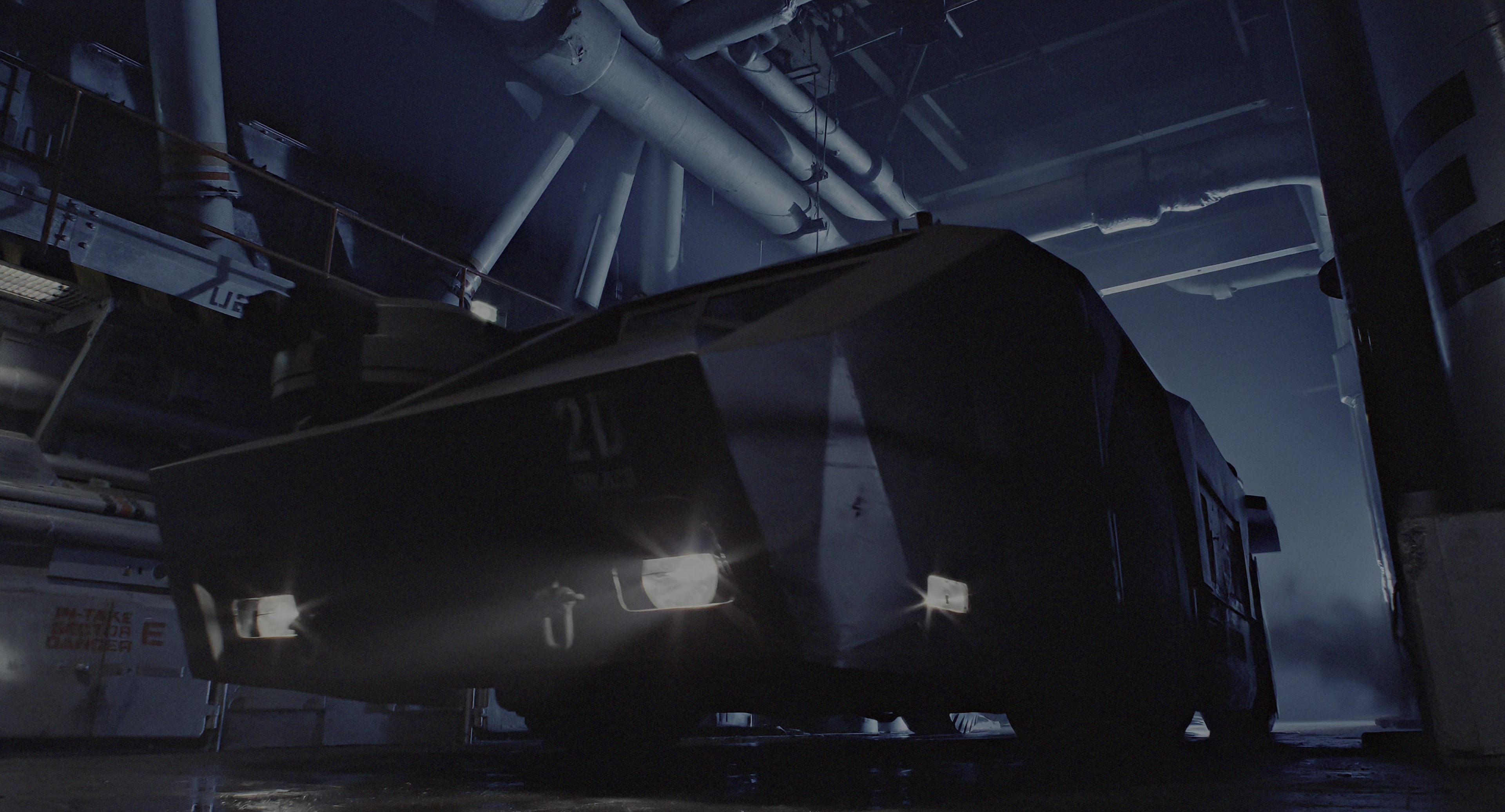 Aliens (1986), wide, 1.85:1 — film still
