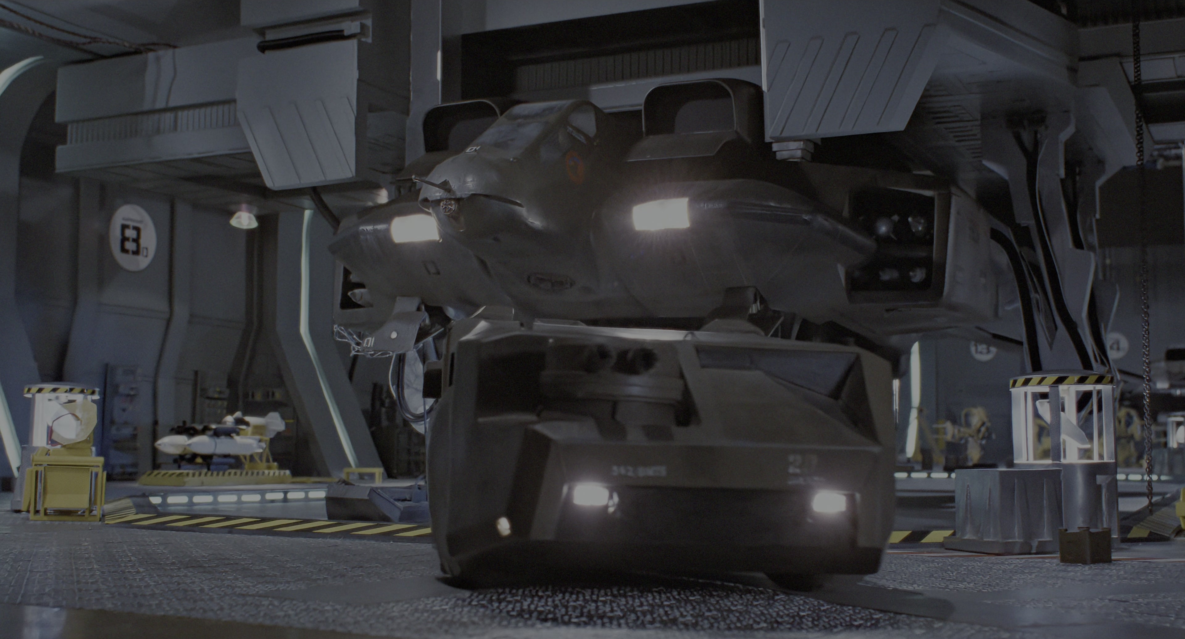 Aliens (1986), wide, 1.85:1 — film still
