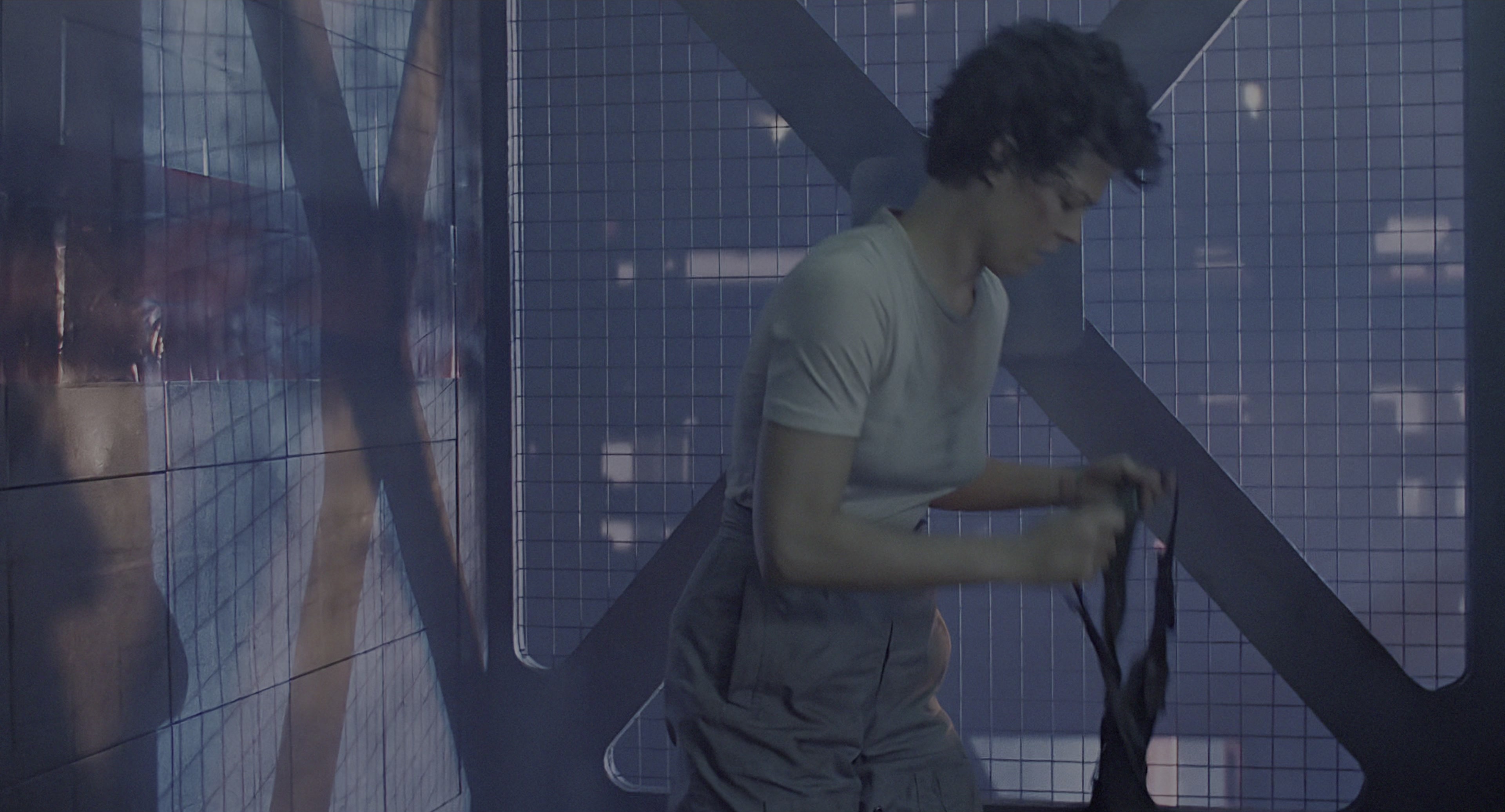 Aliens (1986), wide, 1.85:1 — film still