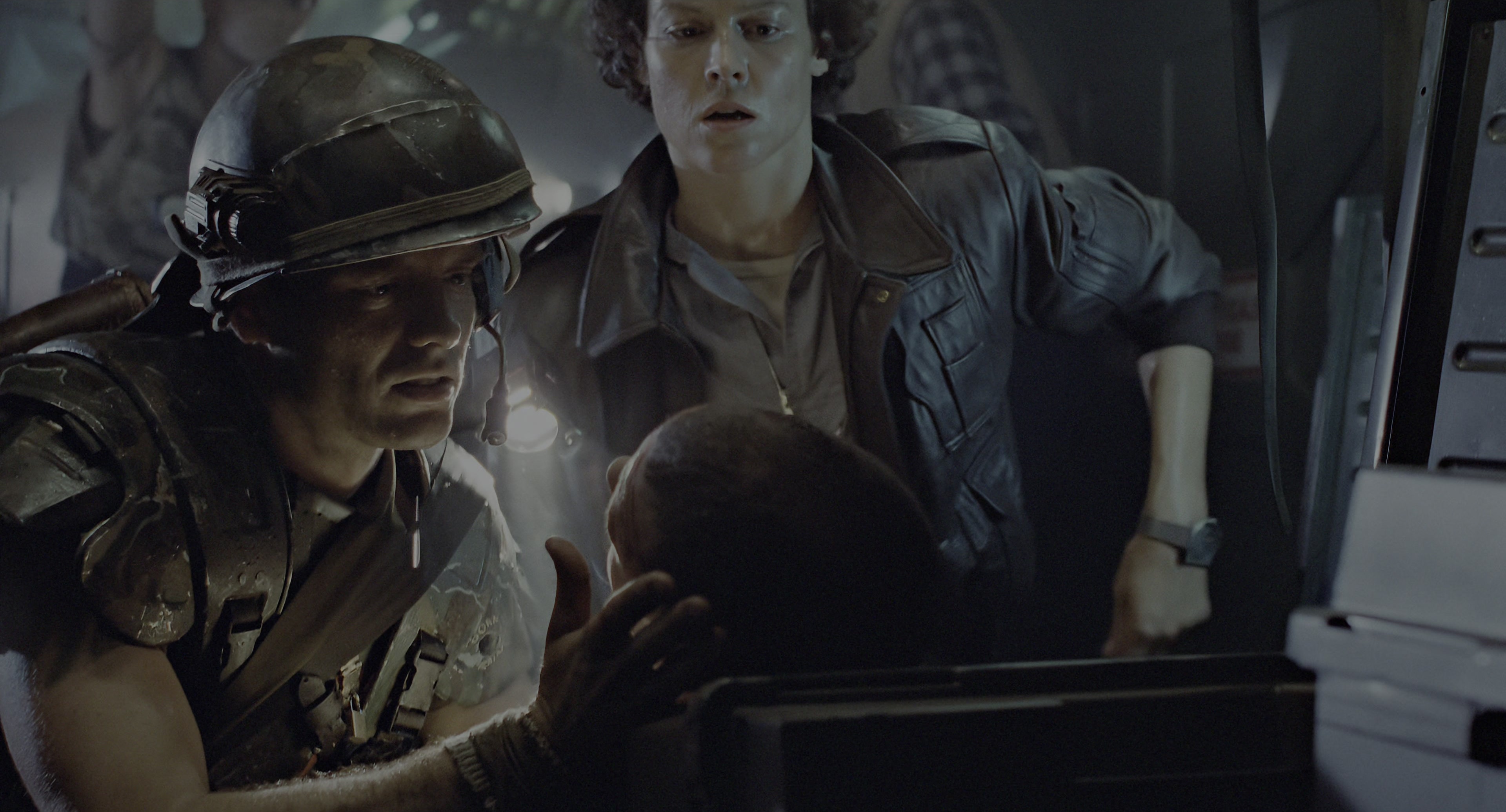 Aliens (1986), wide, 1.85:1 — film still