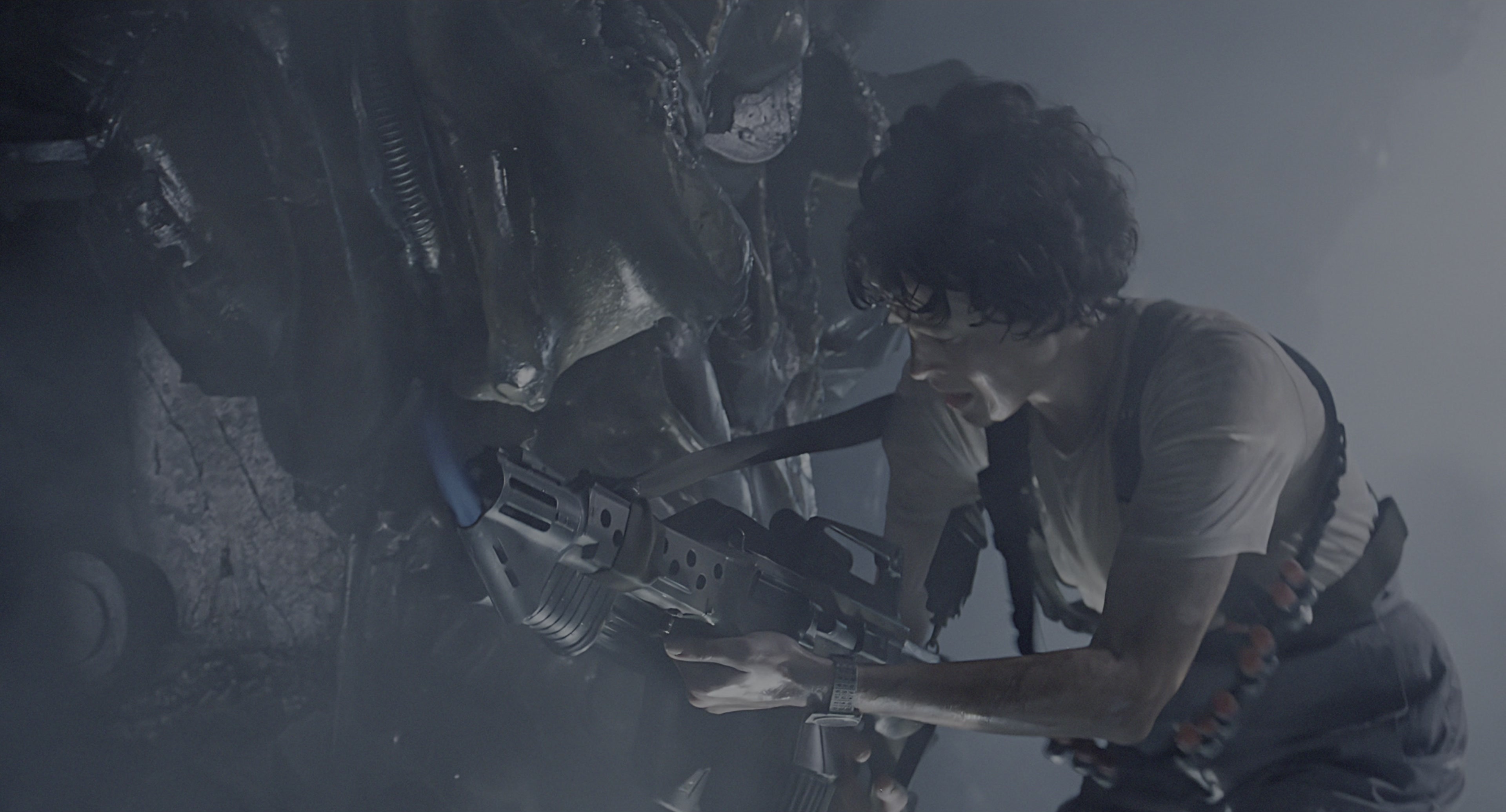 Aliens (1986), wide, 1.85:1 — film still