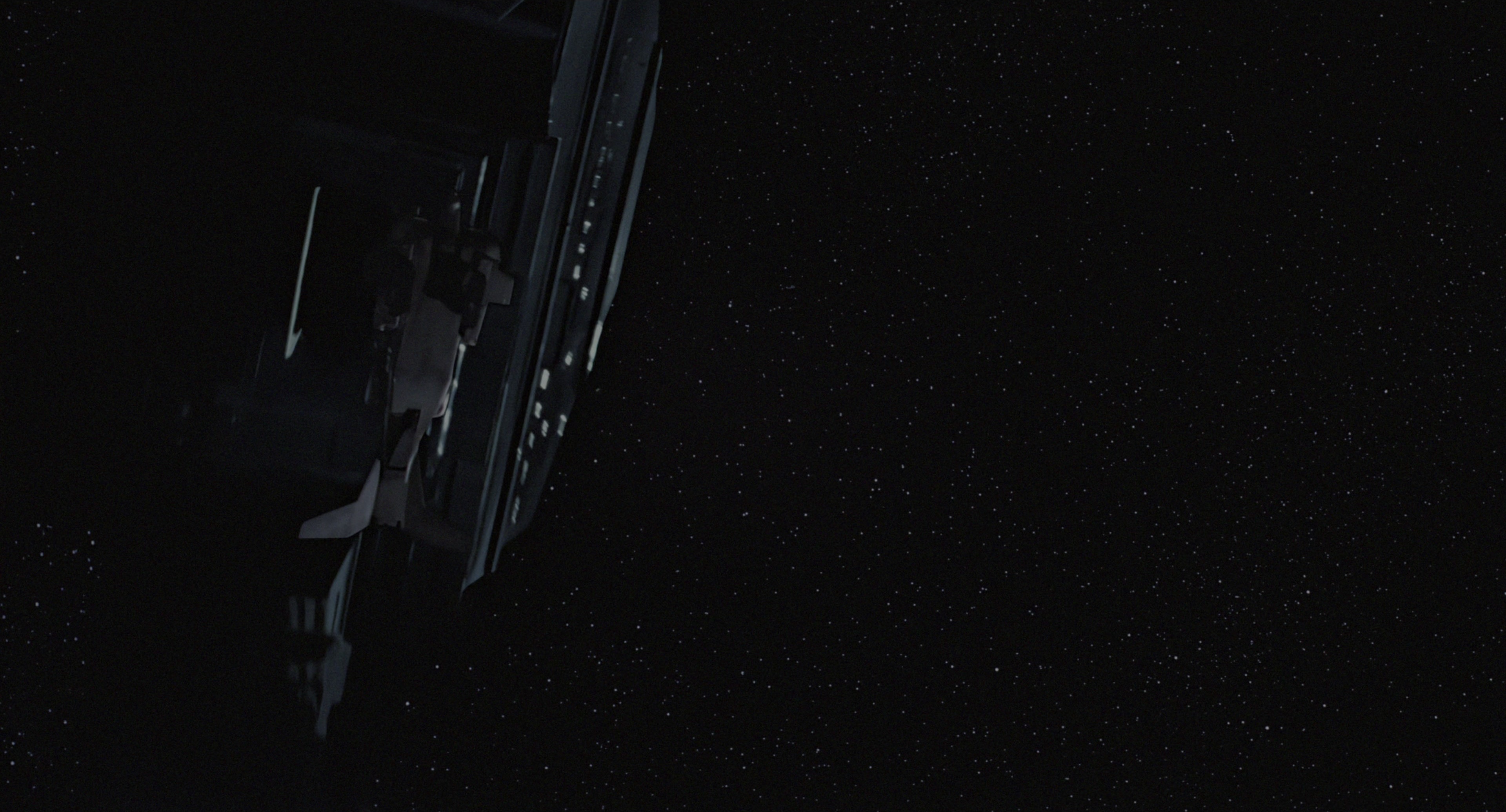 Aliens (1986), wide, 1.85:1 — film still