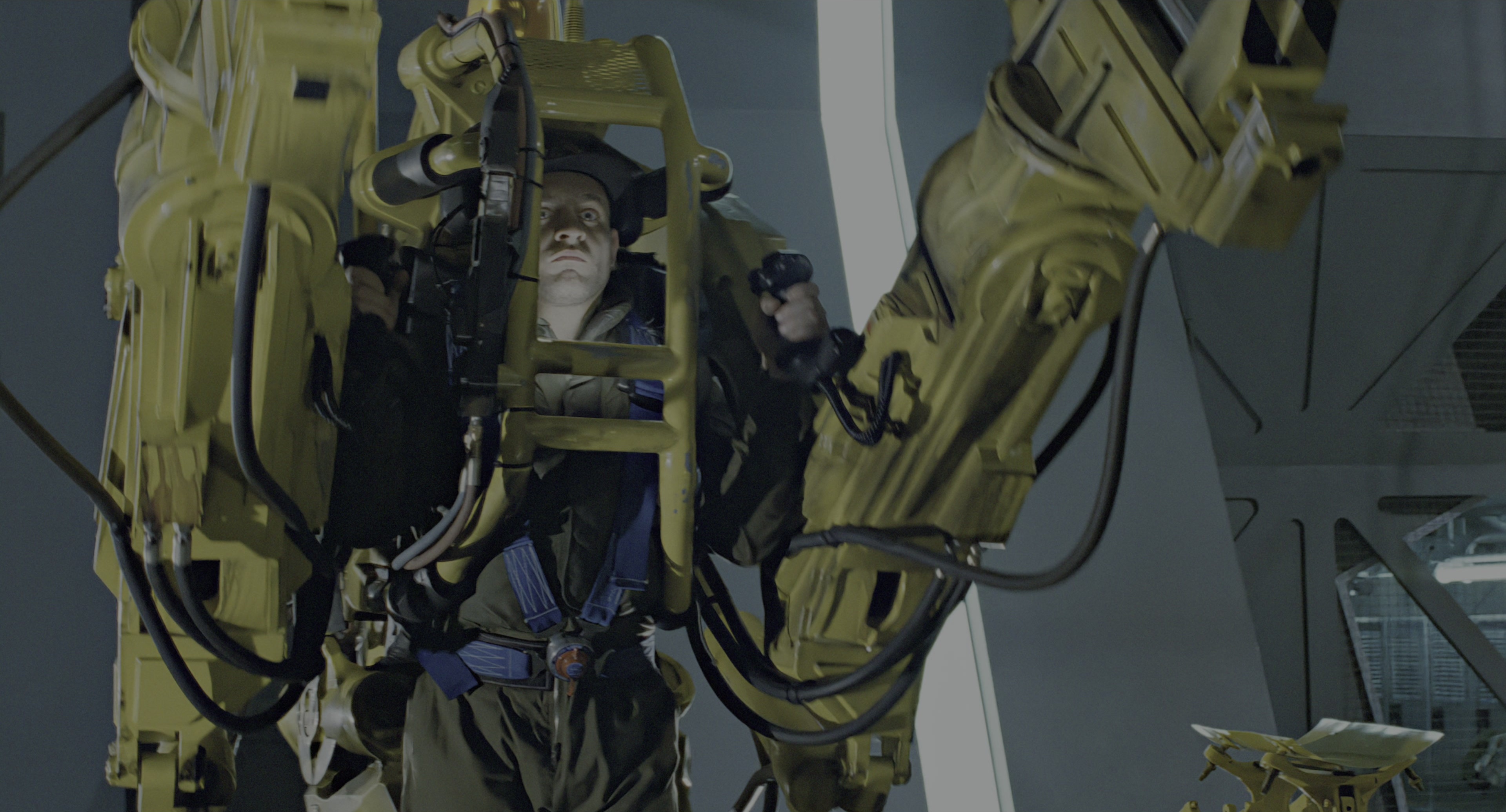 Aliens (1986), wide, 1.85:1 — film still