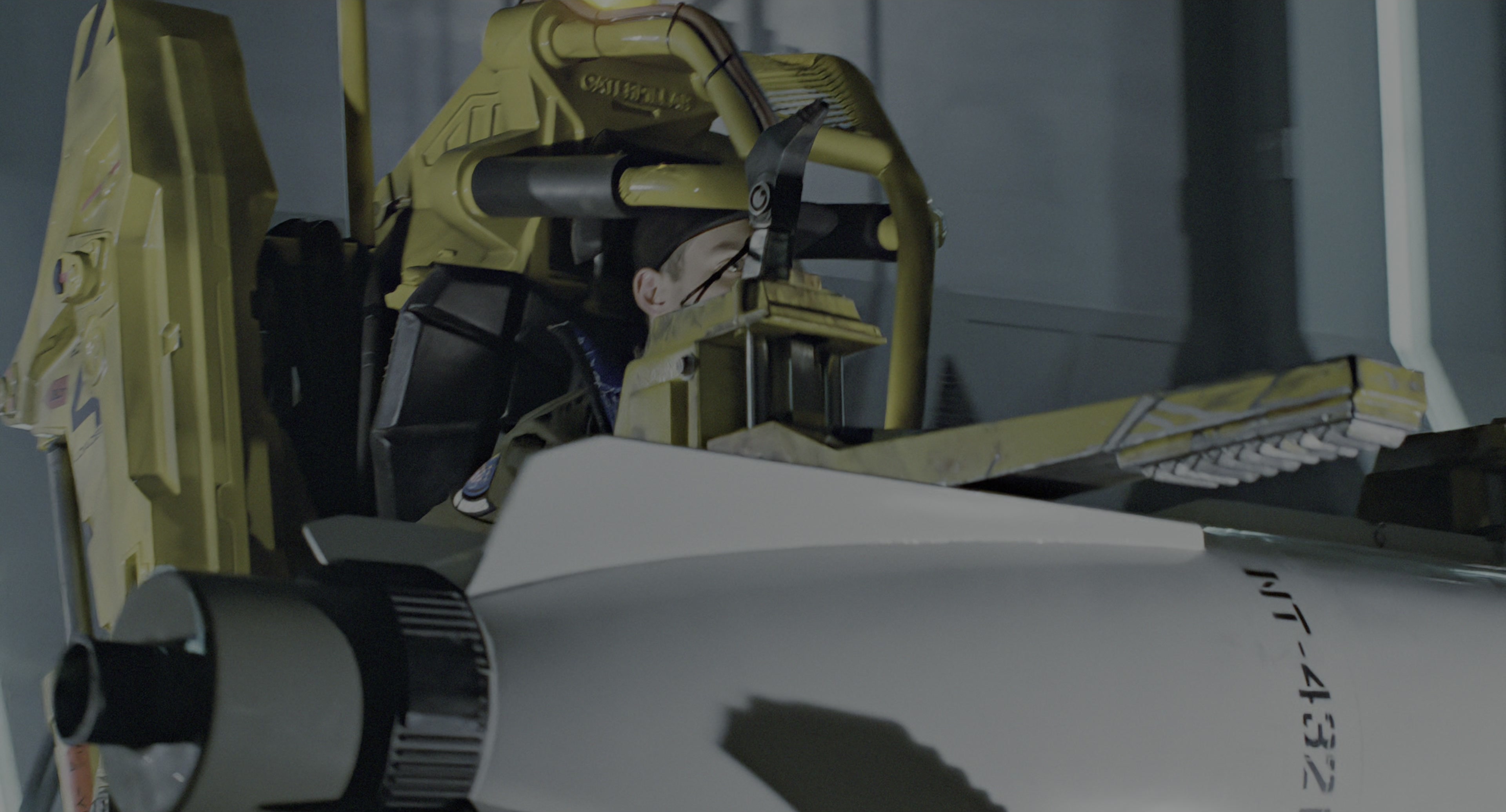 Aliens (1986), wide, 1.85:1 — film still