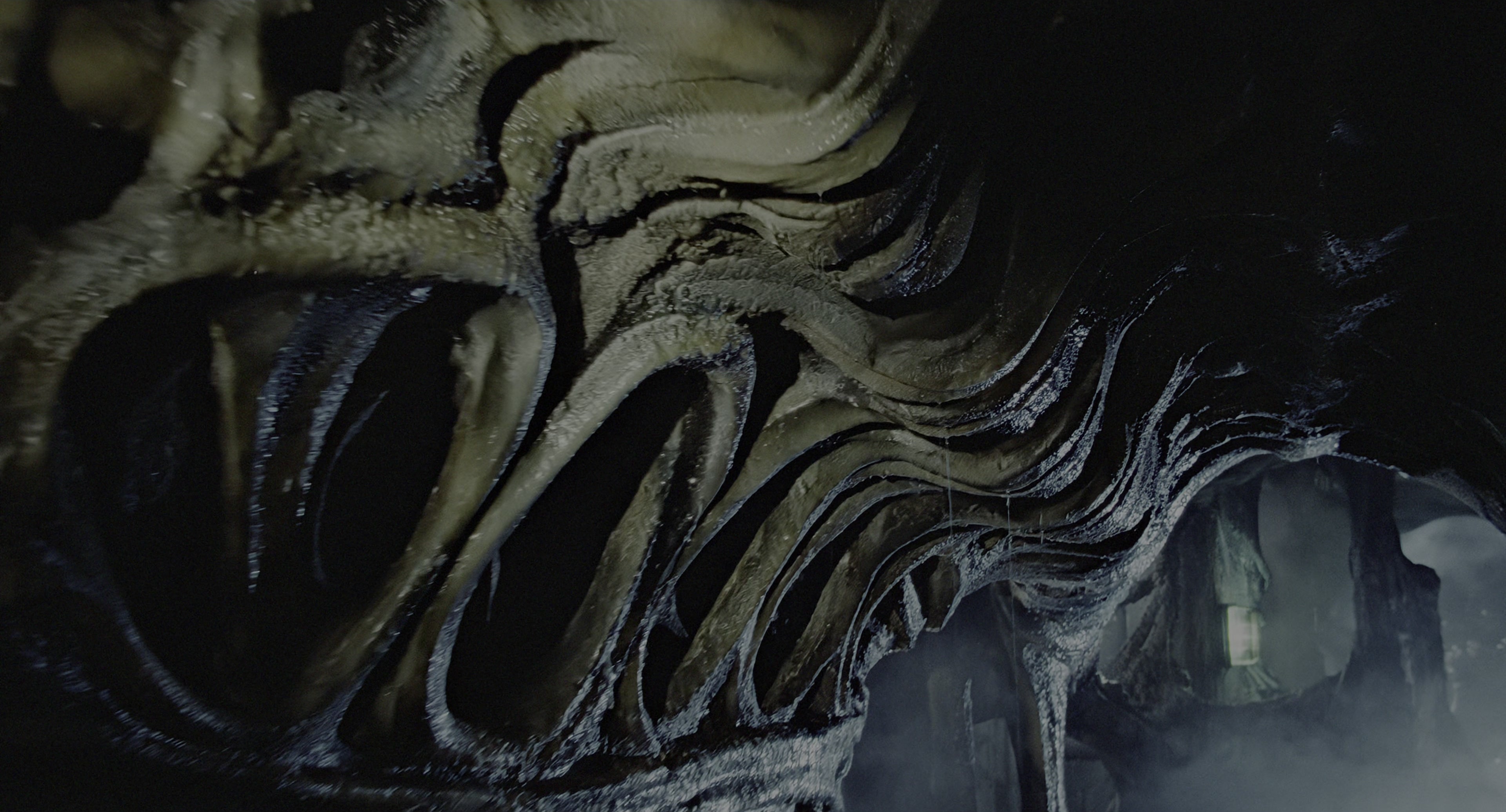 Aliens (1986), wide, 1.85:1 — film still