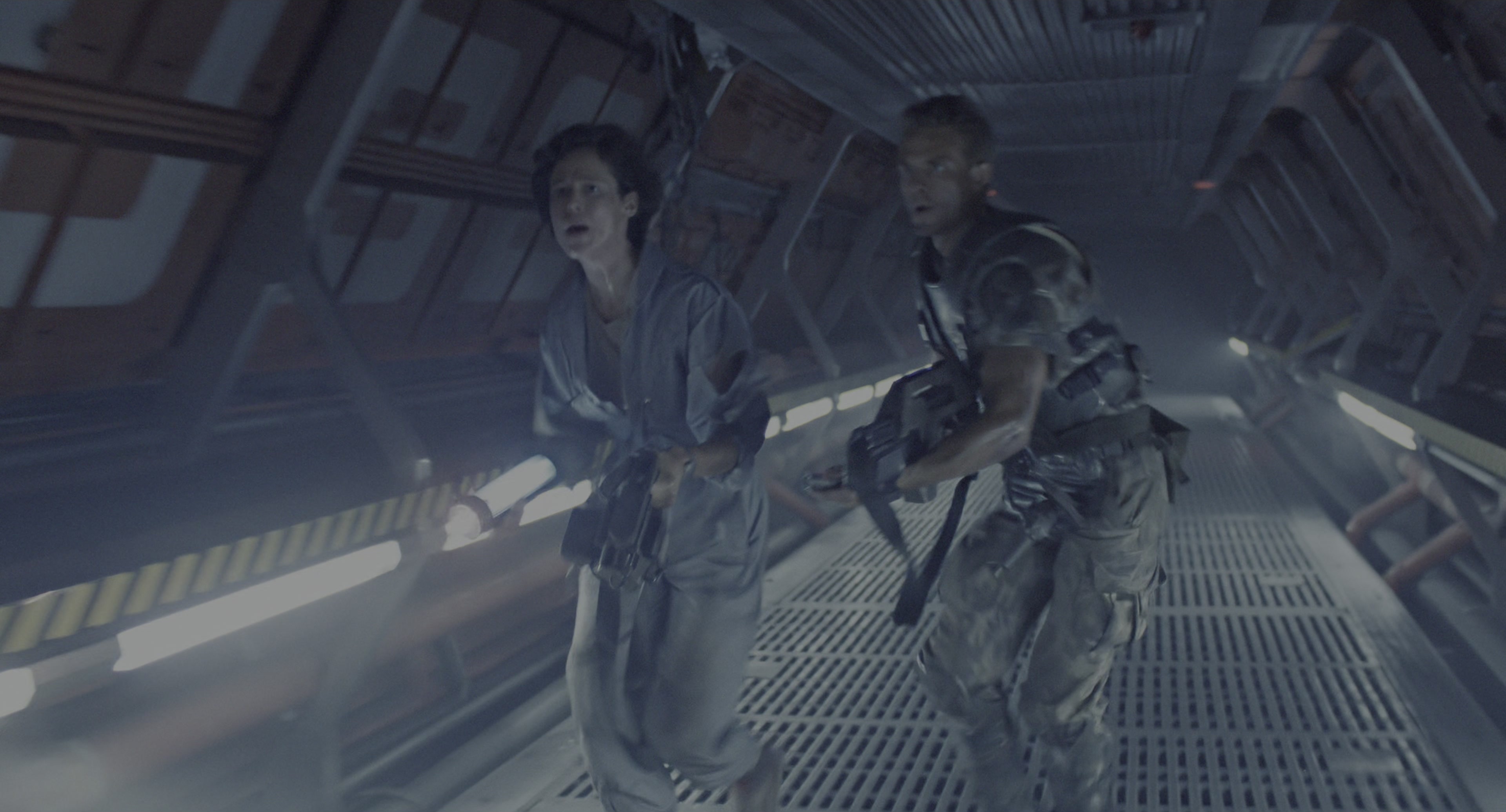Aliens (1986), wide, 1.85:1 — film still