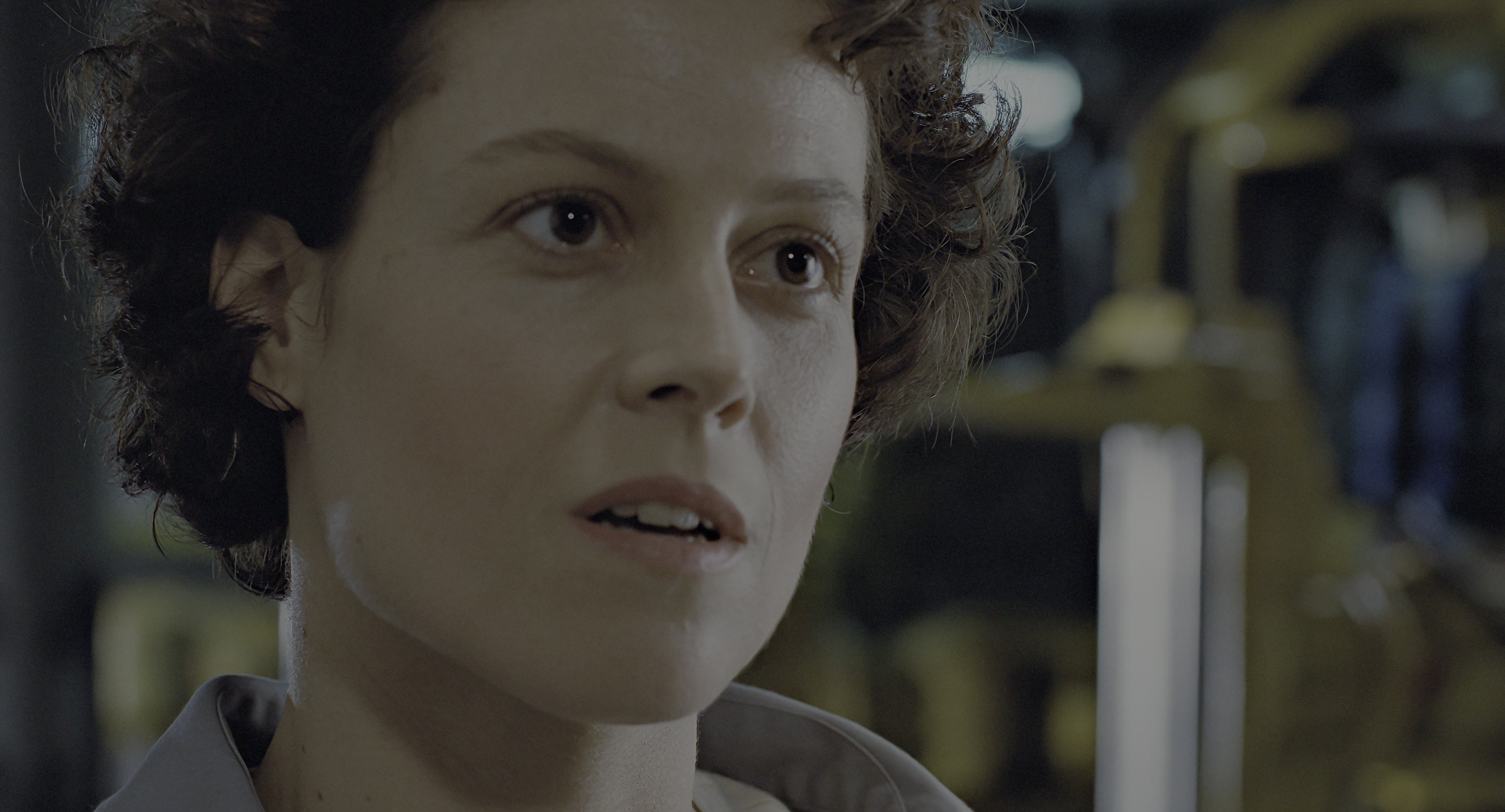Aliens (1986), close, 1.85:1 — film still