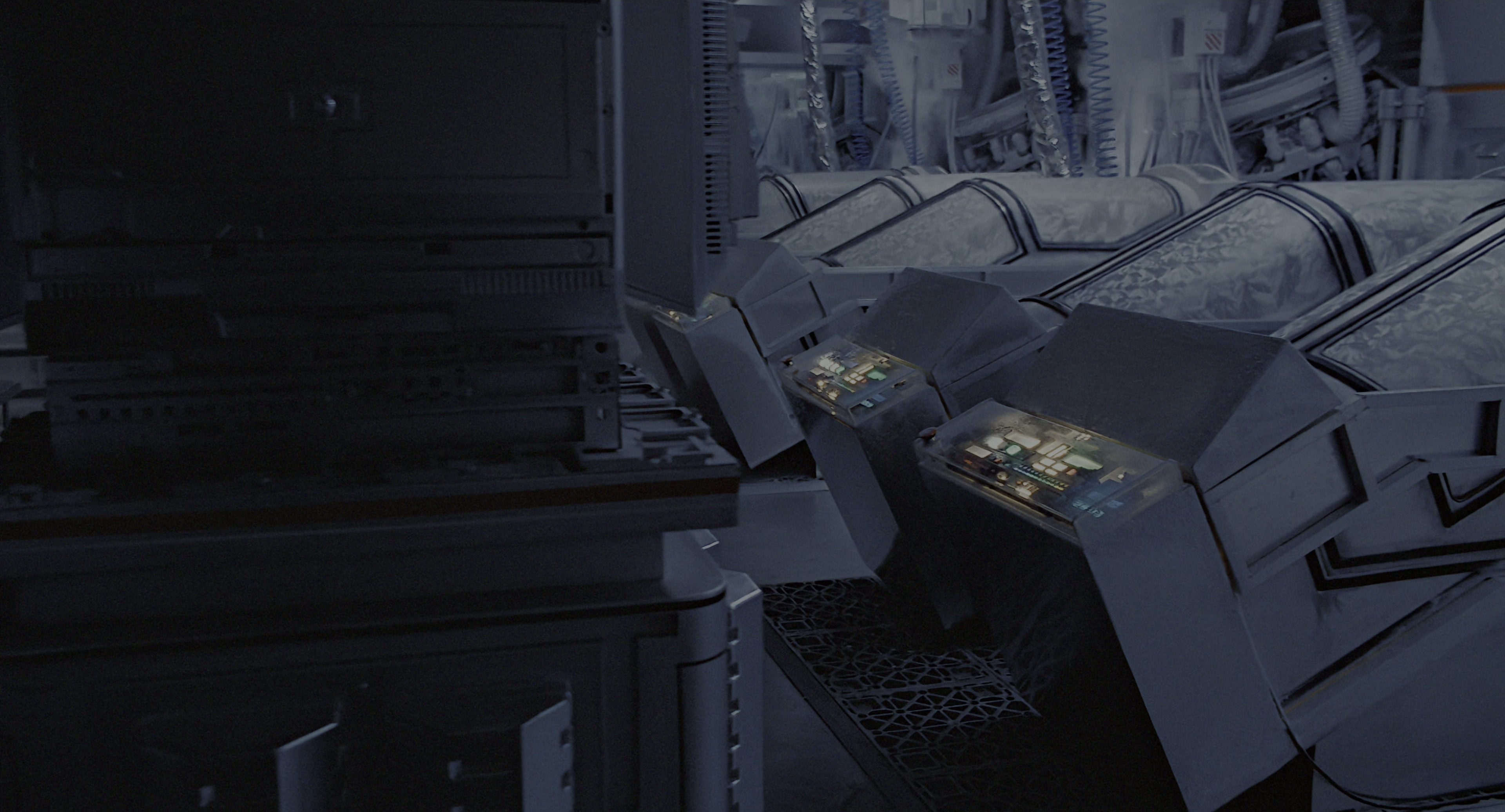 Aliens (1986), wide, 1.85:1 — film still
