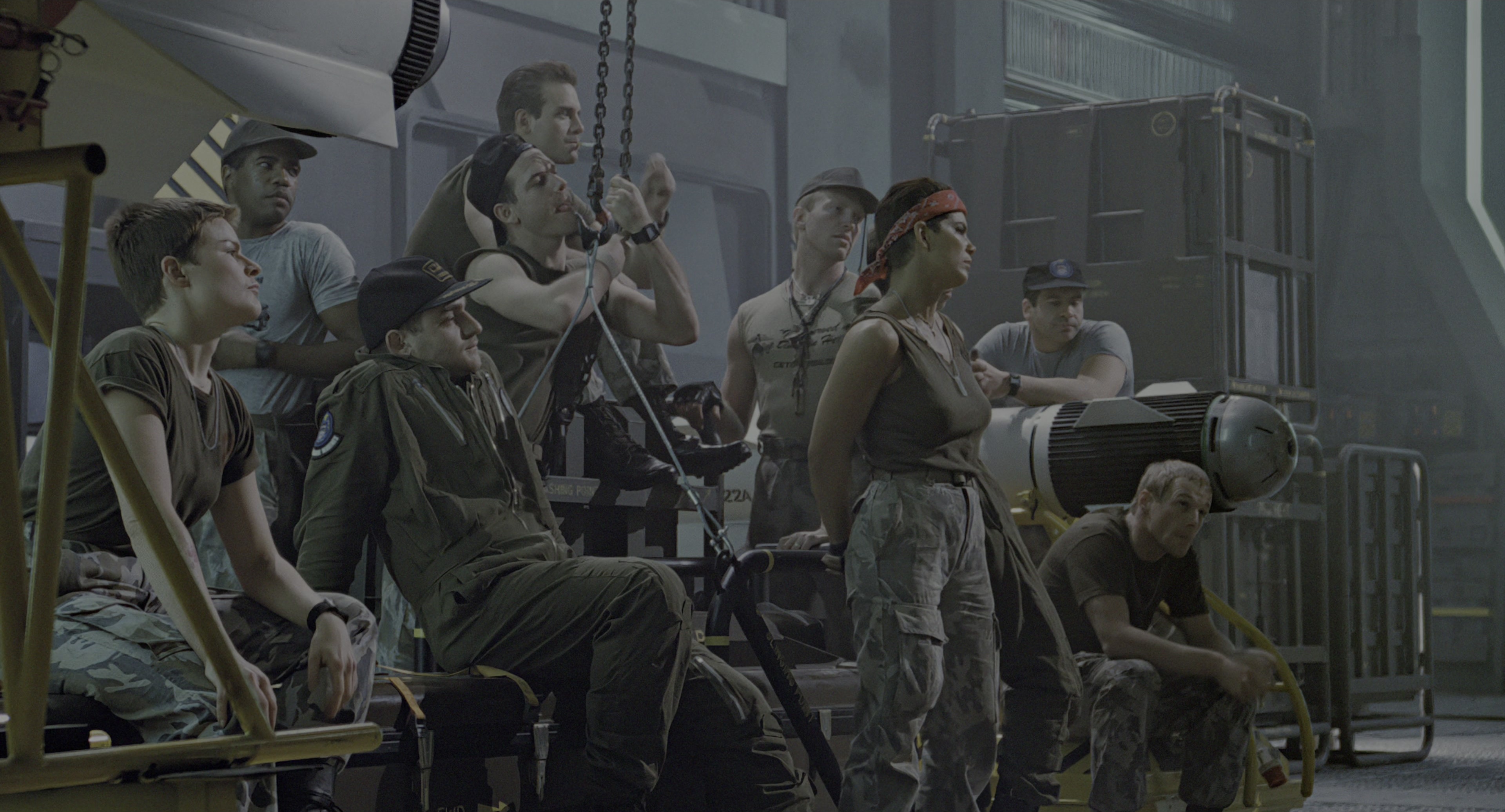Aliens (1986), wide, 1.85:1 — film still