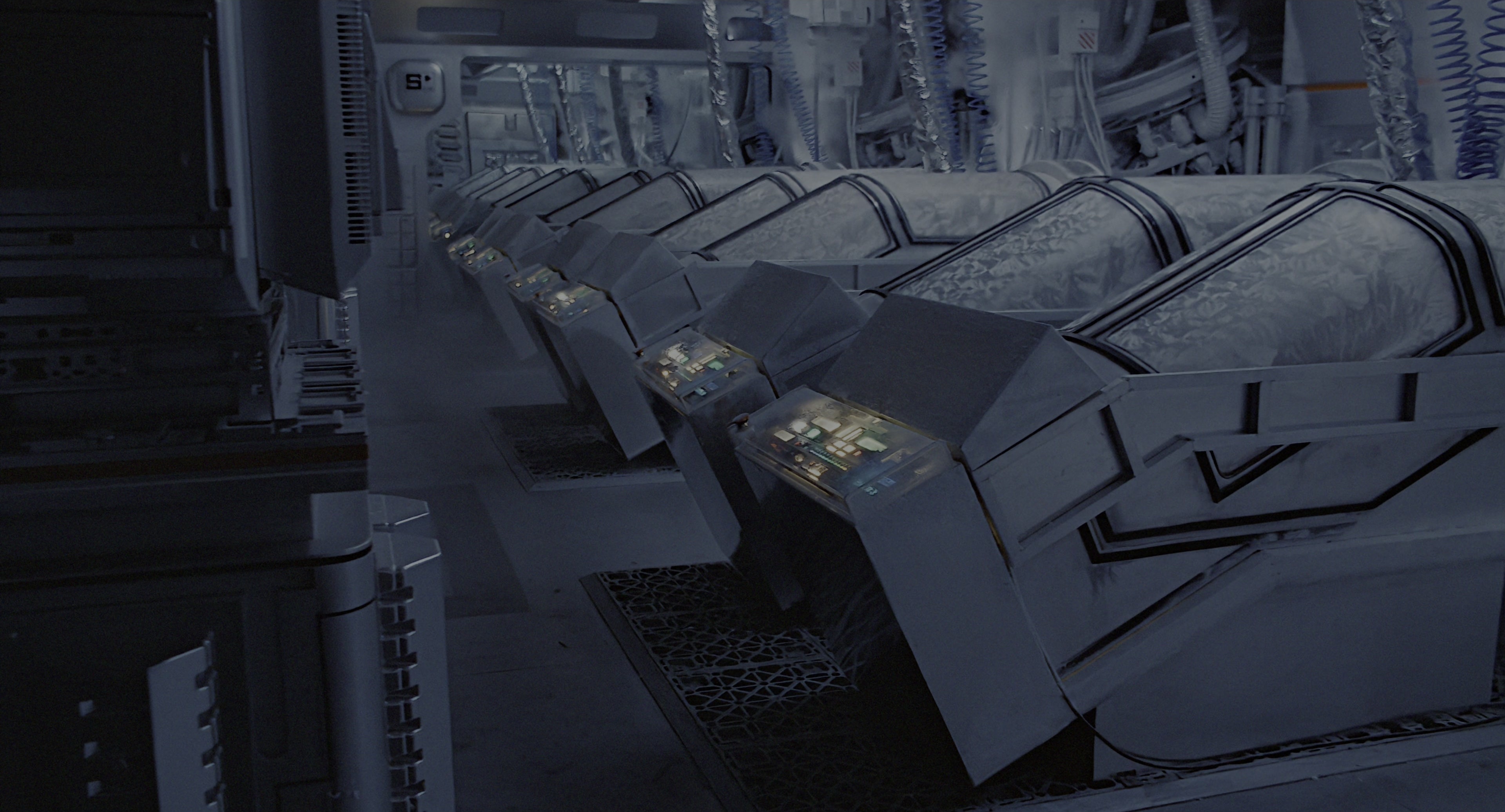 Aliens (1986), wide, 1.85:1 — film still