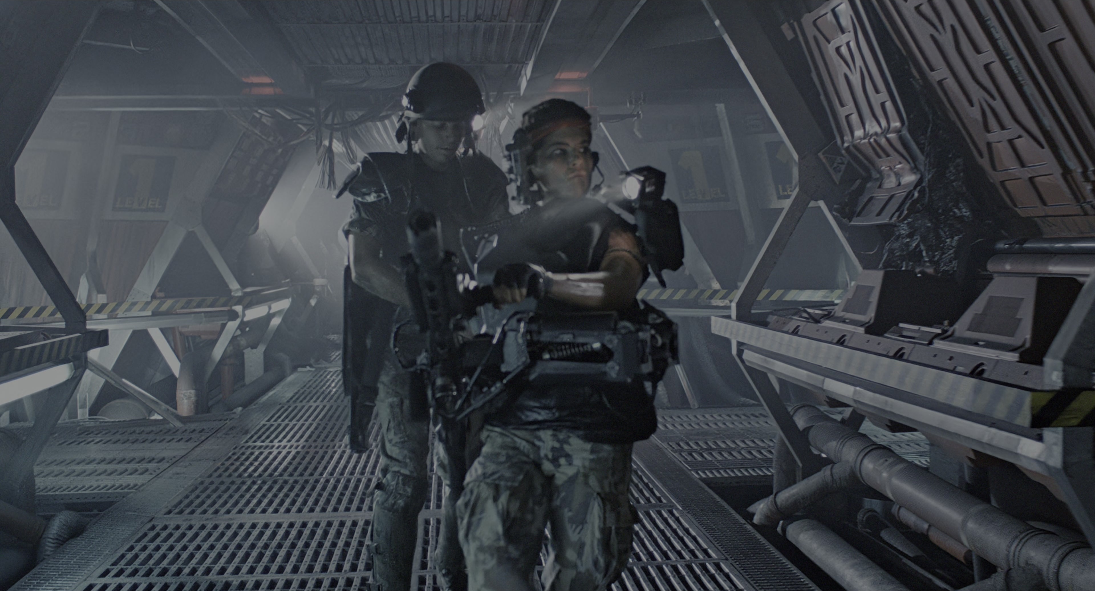 Aliens (1986), wide, 1.85:1 — film still