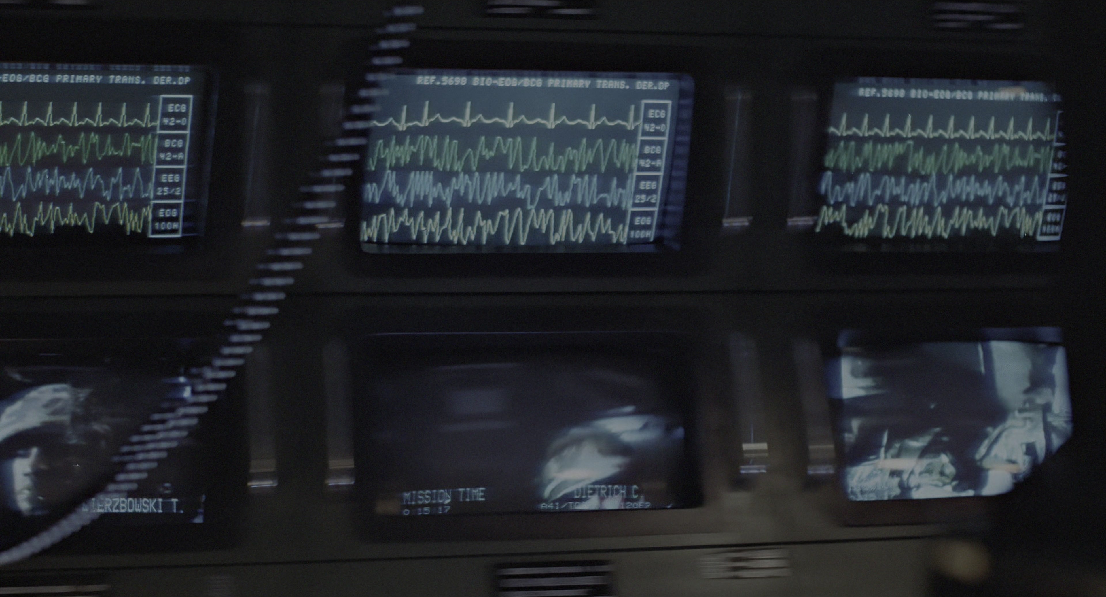 Aliens (1986), wide, 1.85:1 — film still
