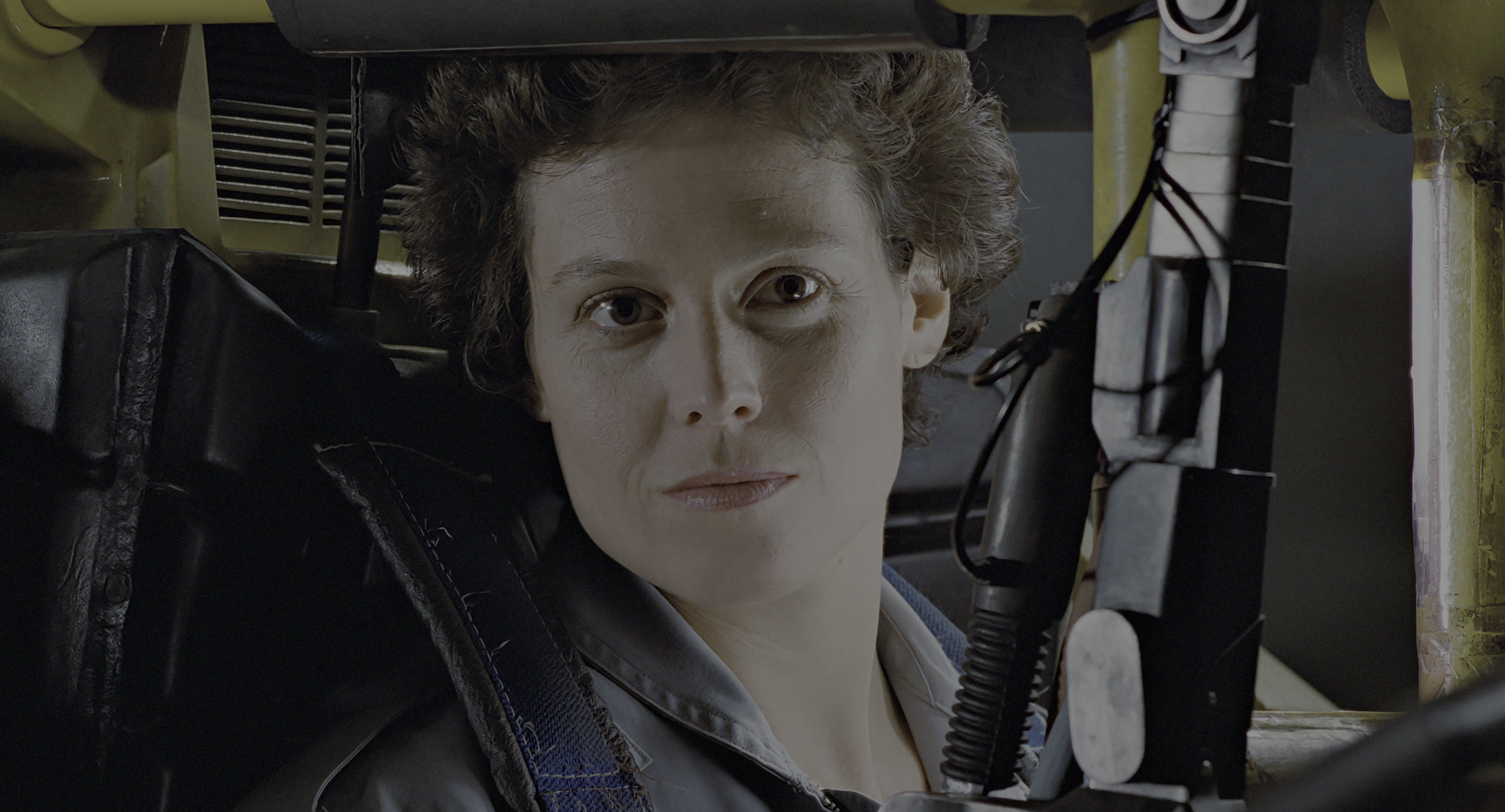 Aliens (1986), close, 1.85:1 — film still