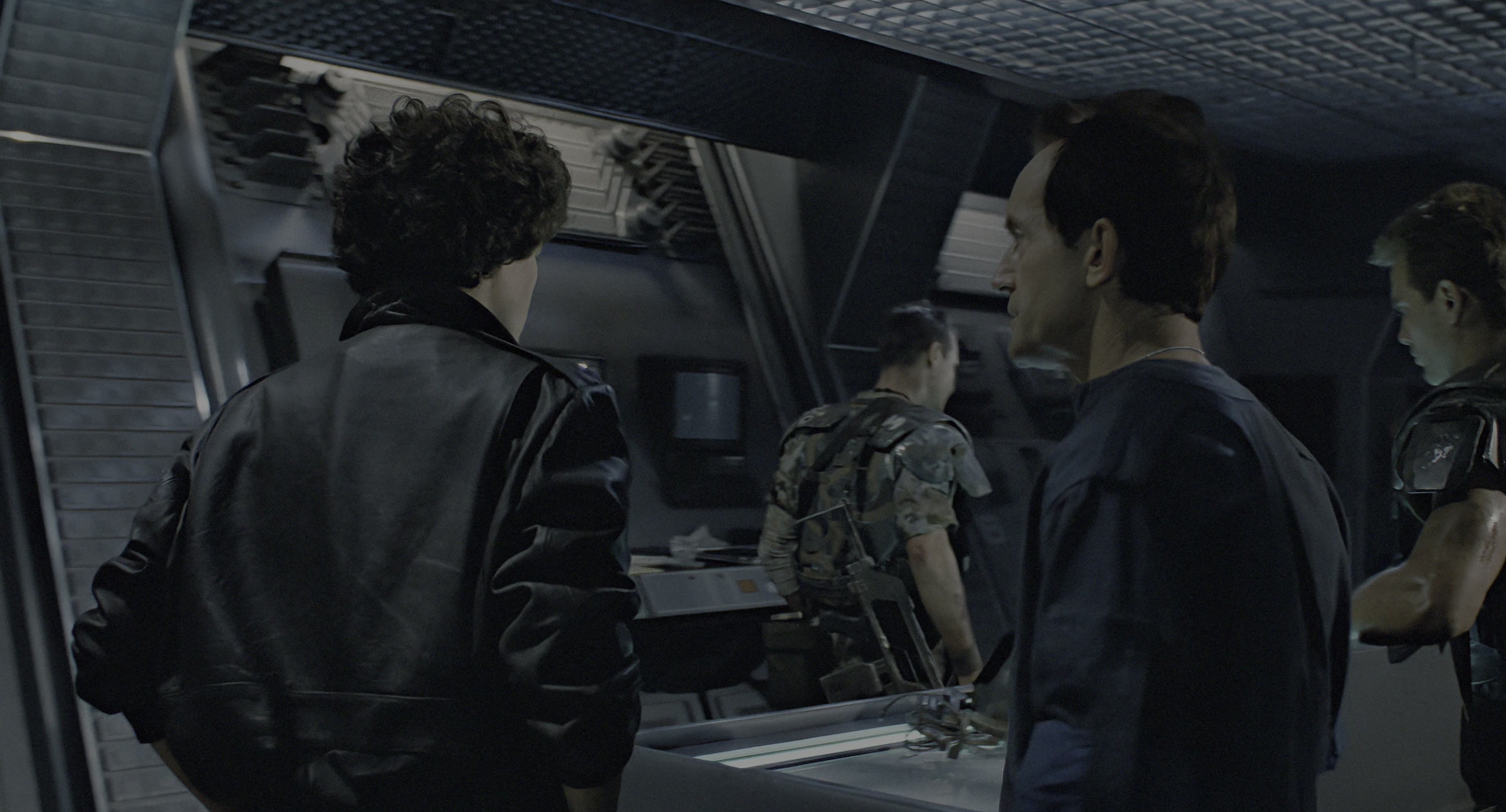 Aliens (1986), wide, 1.85:1 — film still