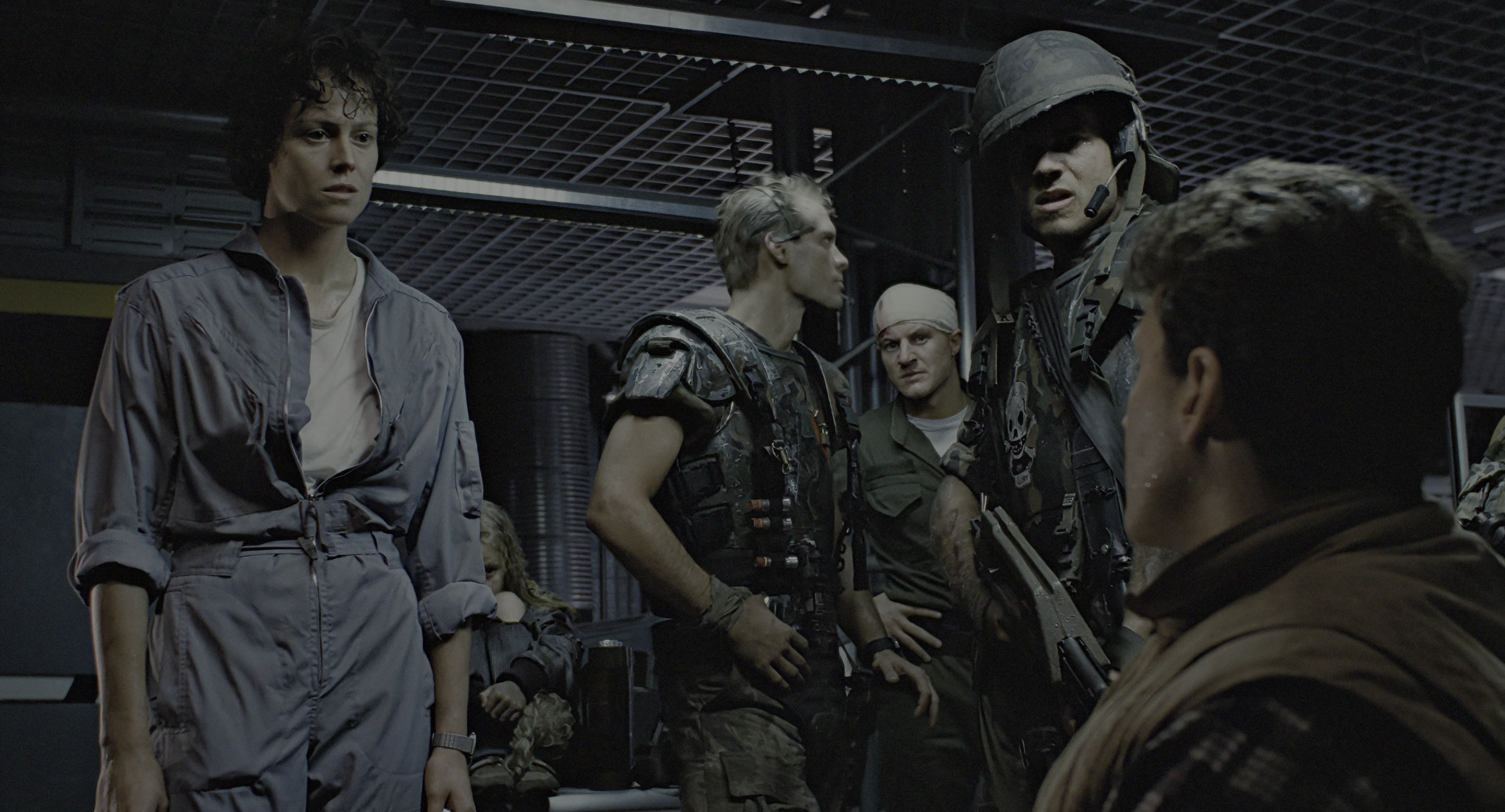 Aliens (1986), wide, 1.85:1 — film still