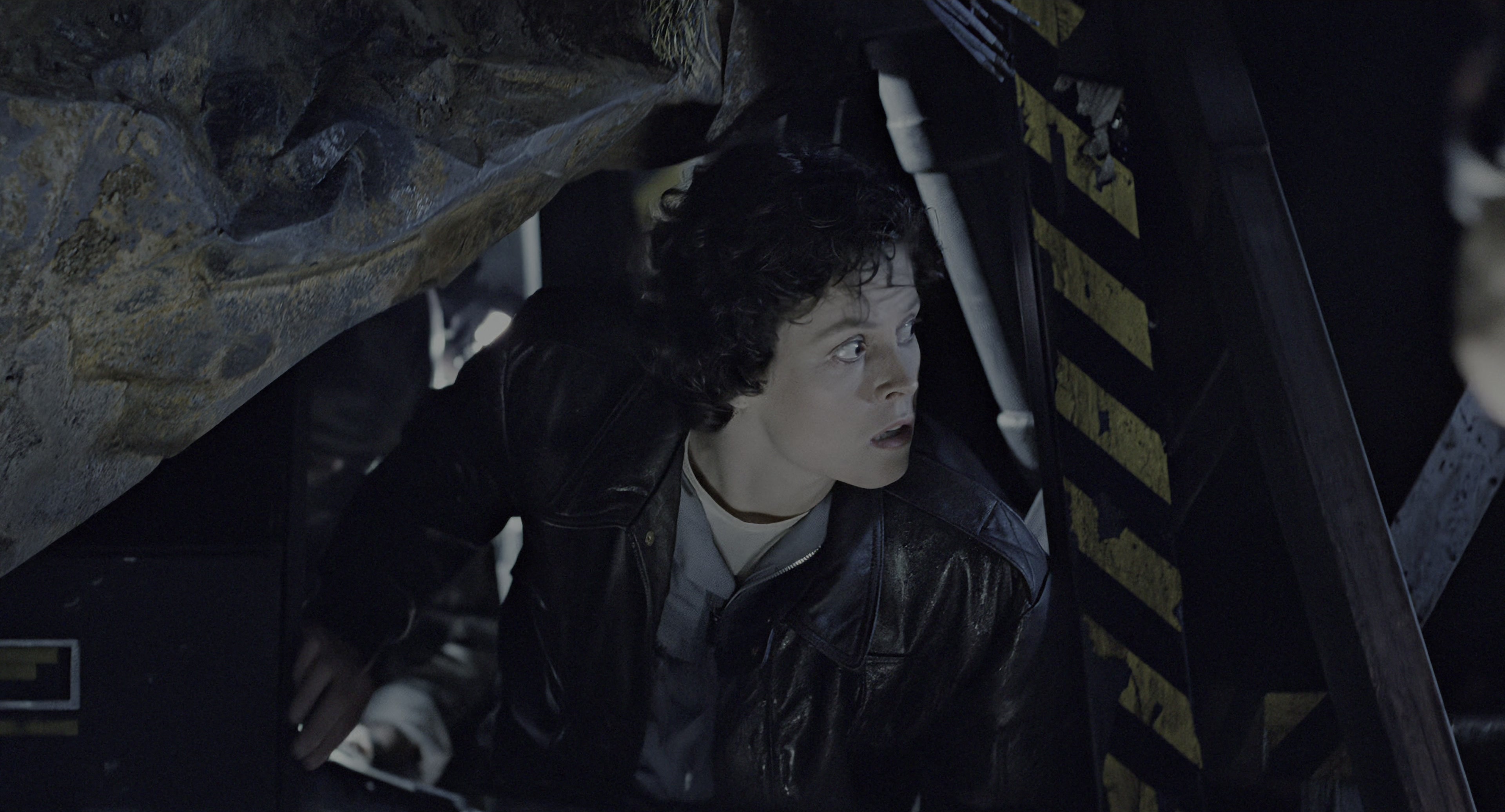 Aliens (1986), wide, 1.85:1 — film still