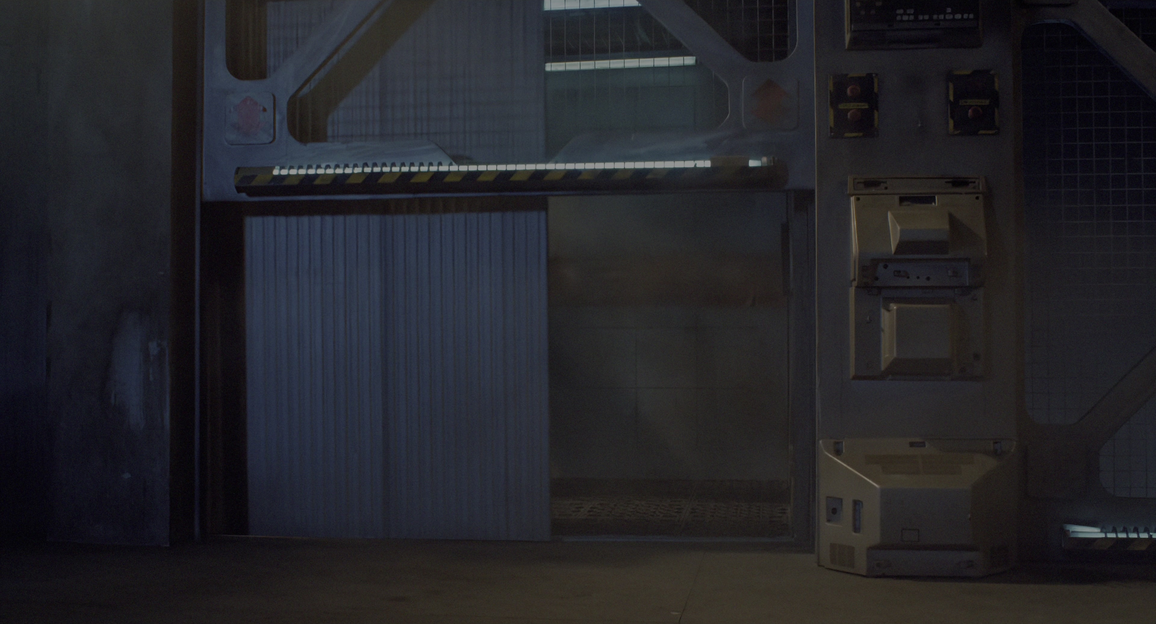 Aliens (1986), wide, 1.85:1 — film still