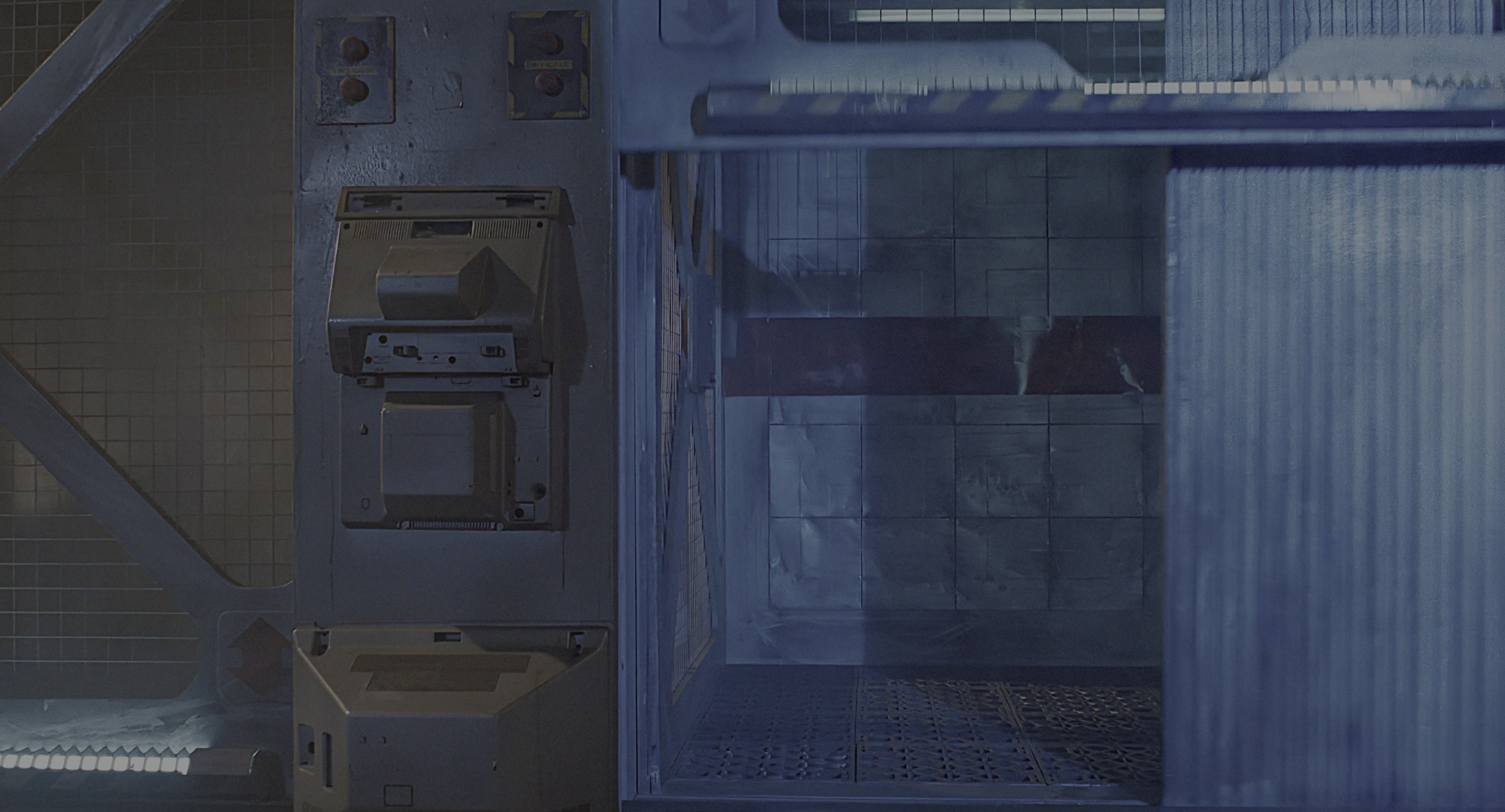 Aliens (1986), wide, 1.85:1 — film still