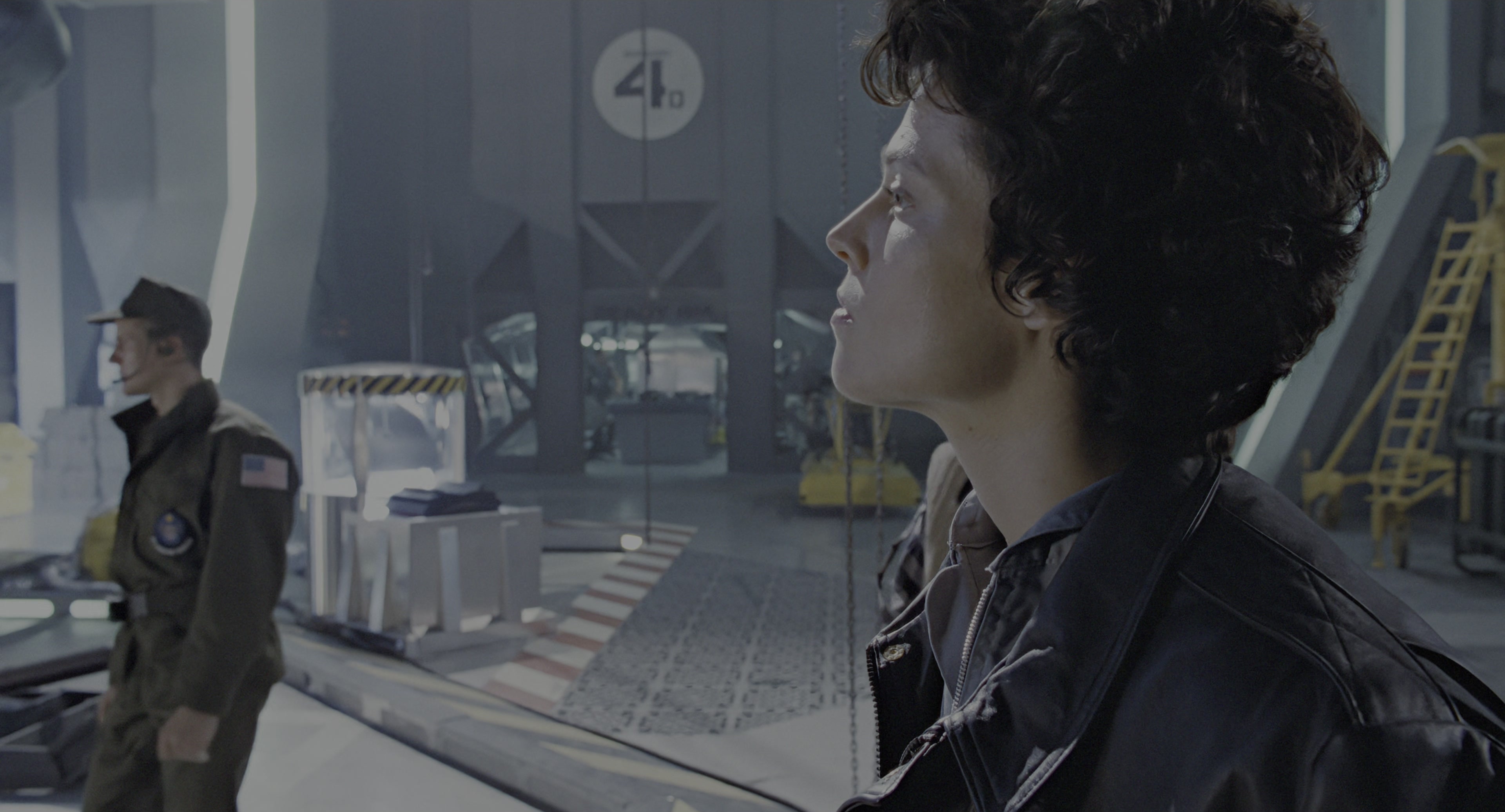 Aliens (1986), wide, 1.85:1 — film still
