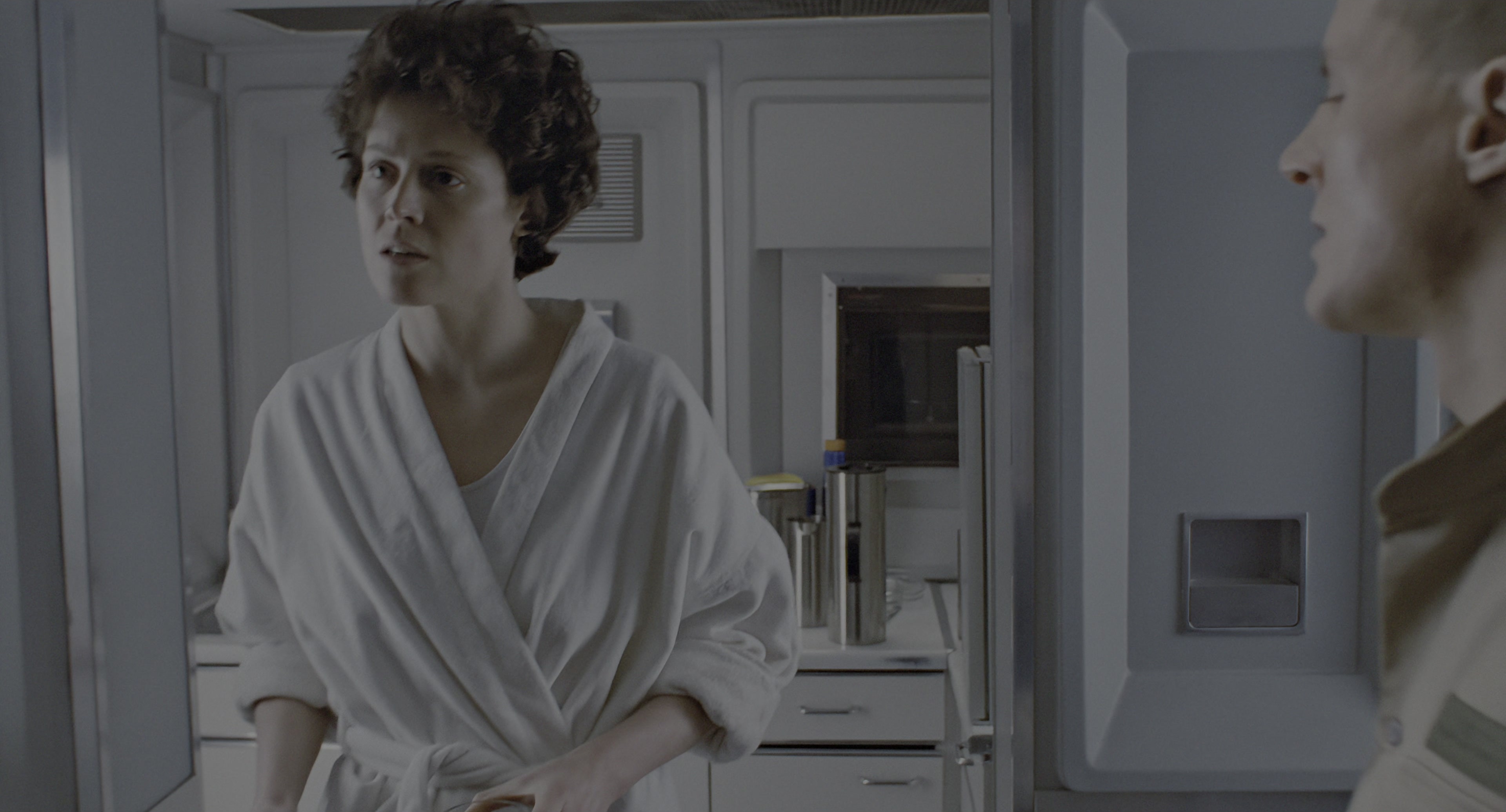 Aliens (1986), wide, 1.85:1 — film still