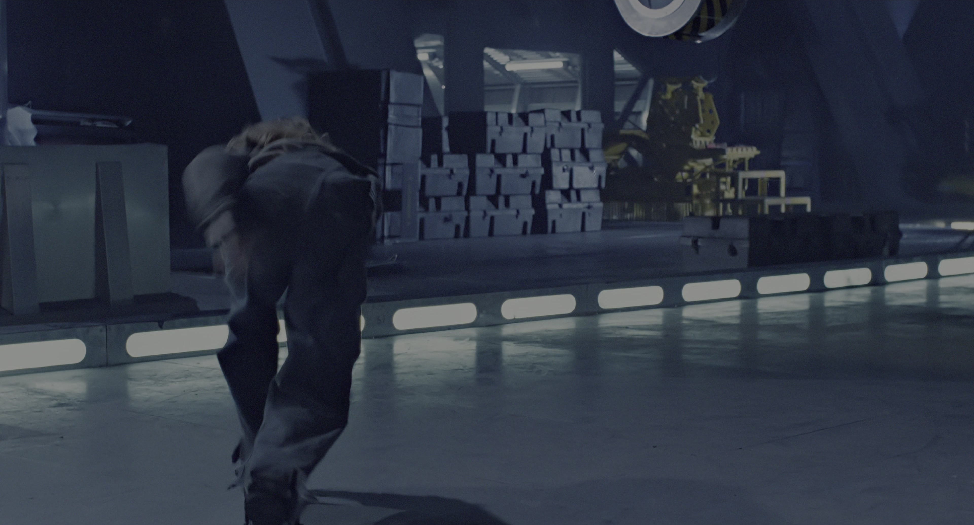 Aliens (1986), wide, 1.85:1 — film still