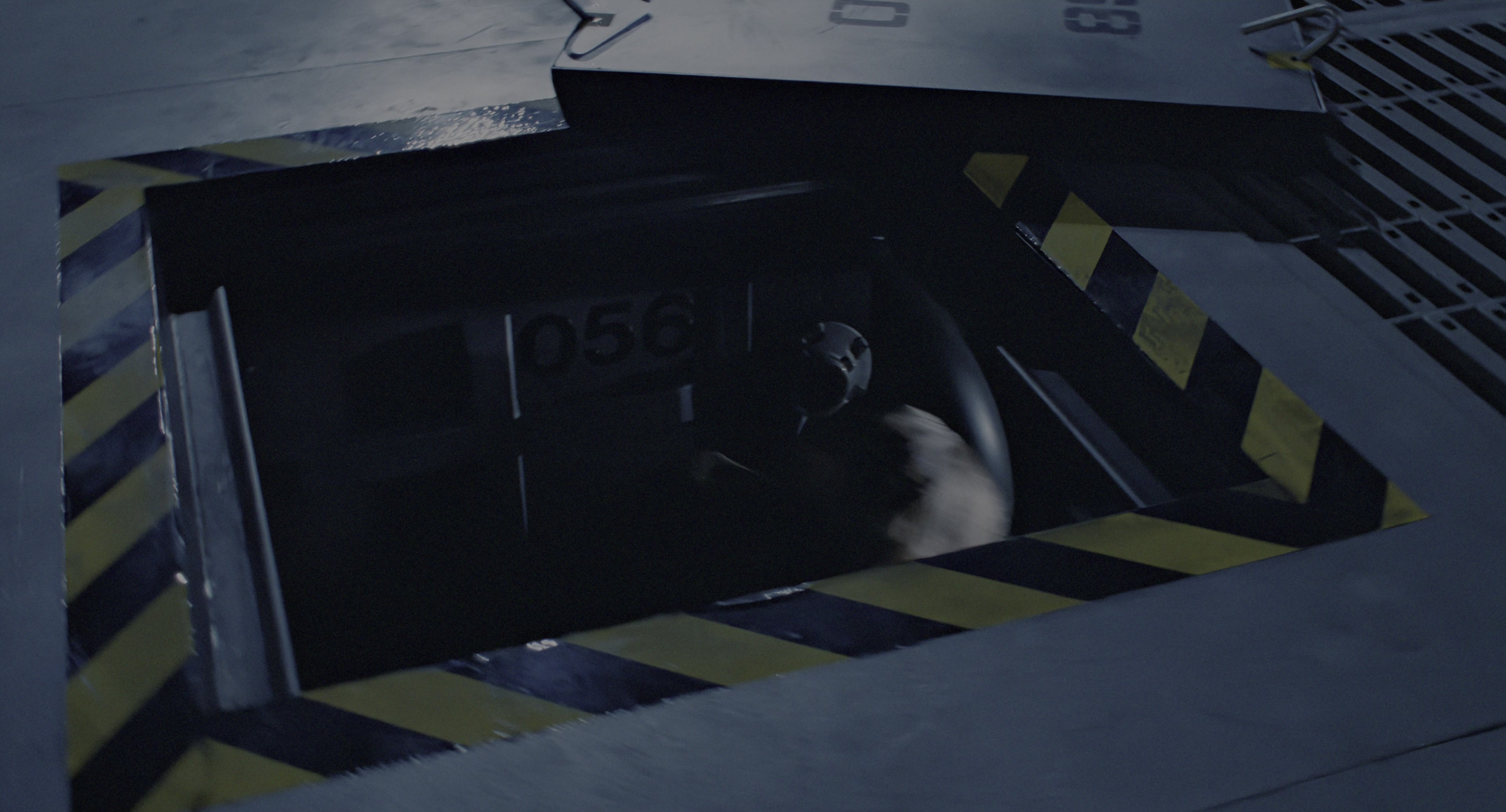Aliens (1986), wide, 1.85:1 — film still