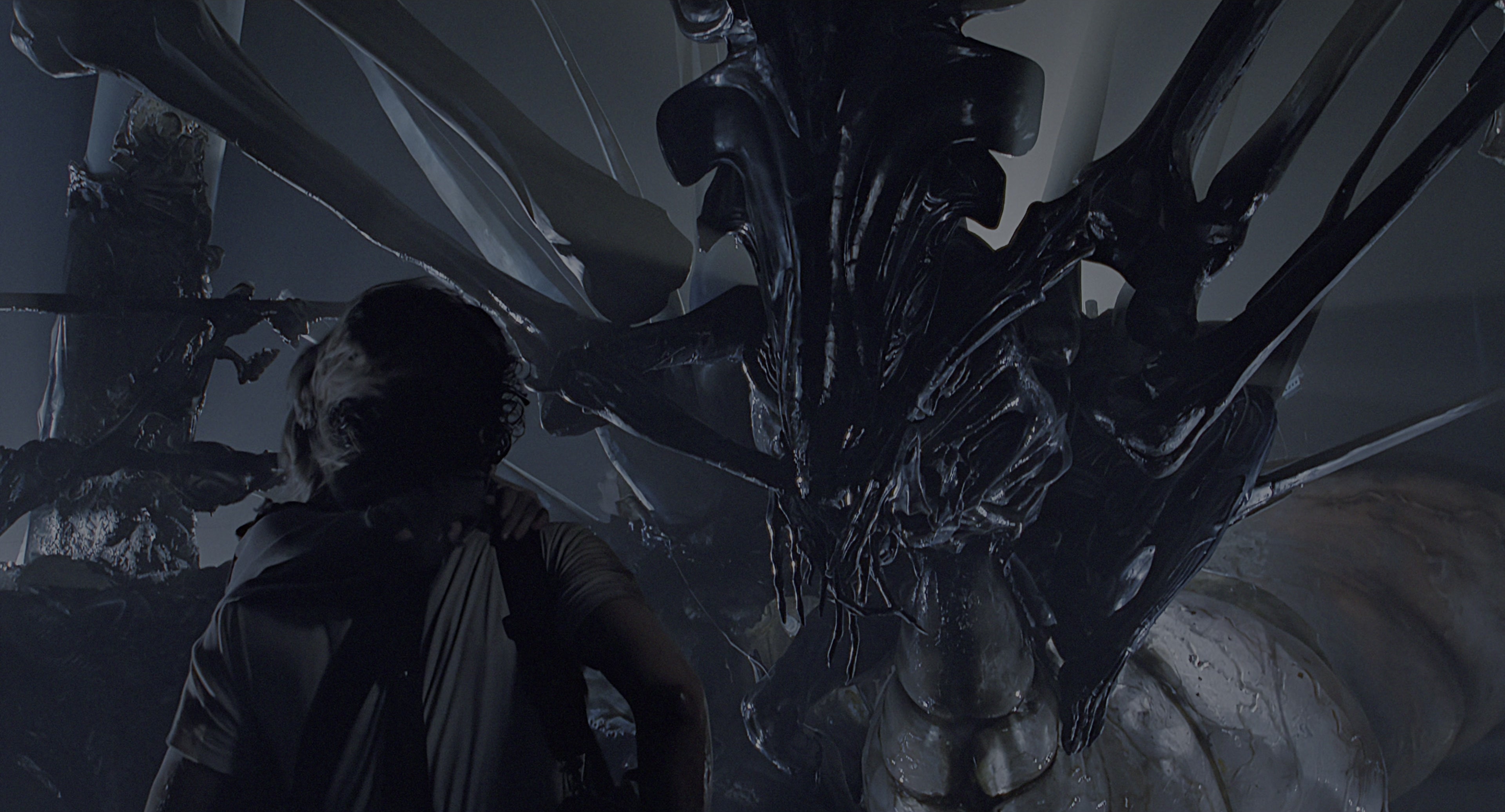 Aliens (1986), wide, 1.85:1 — film still