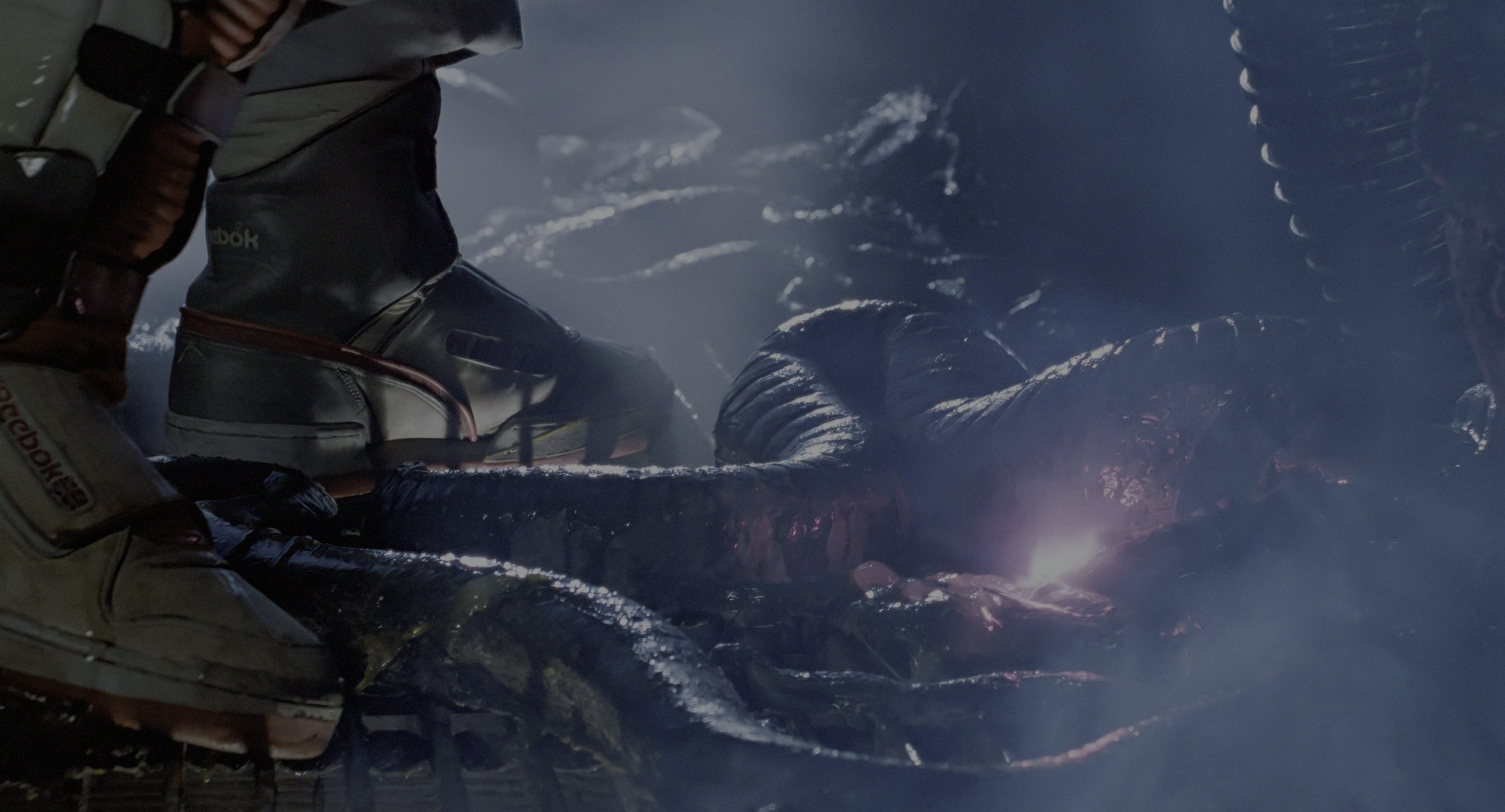 Aliens (1986), wide, 1.85:1 — film still